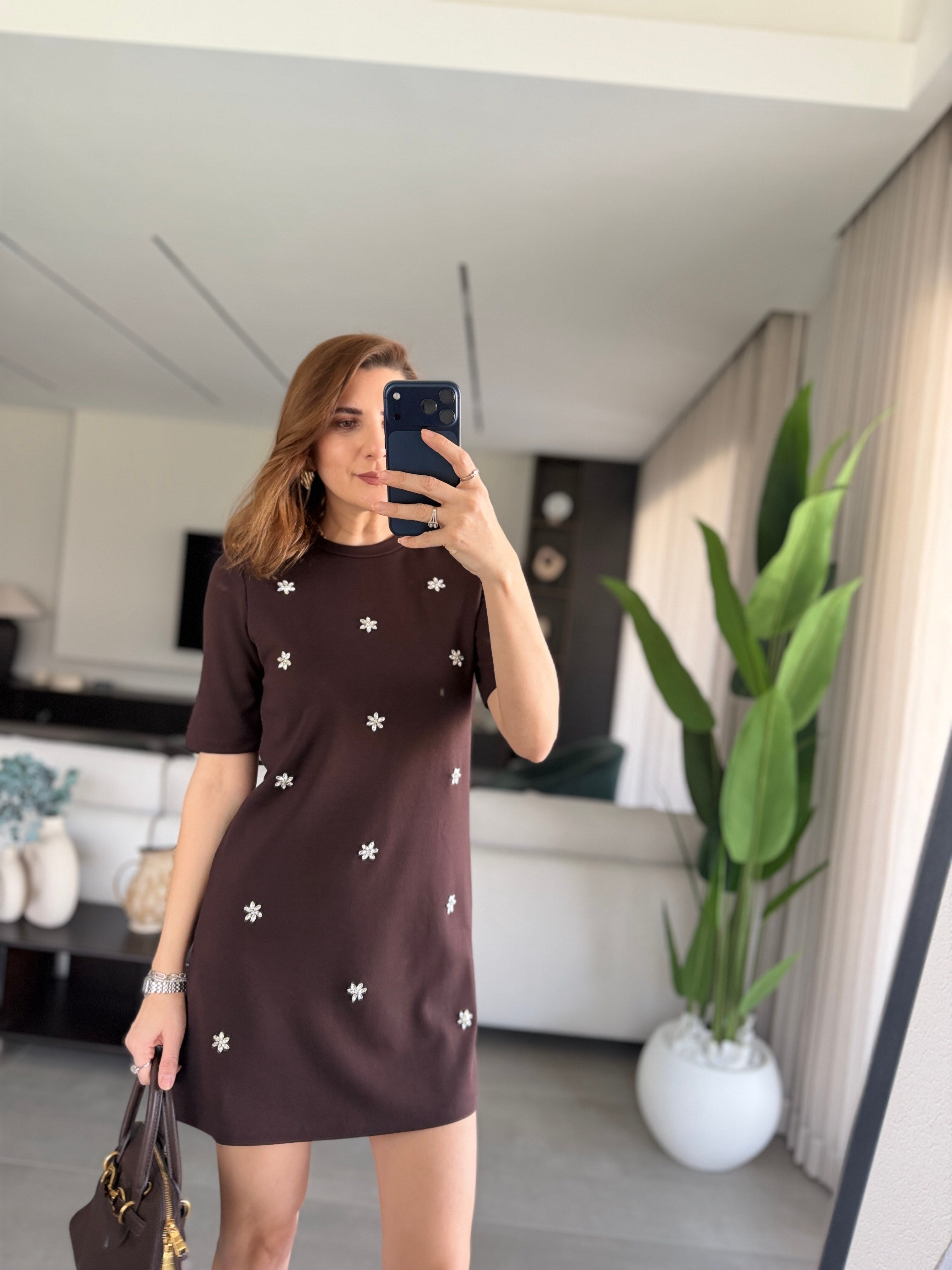 Acı Kahve Önü Çiçek Taşlı Elbise