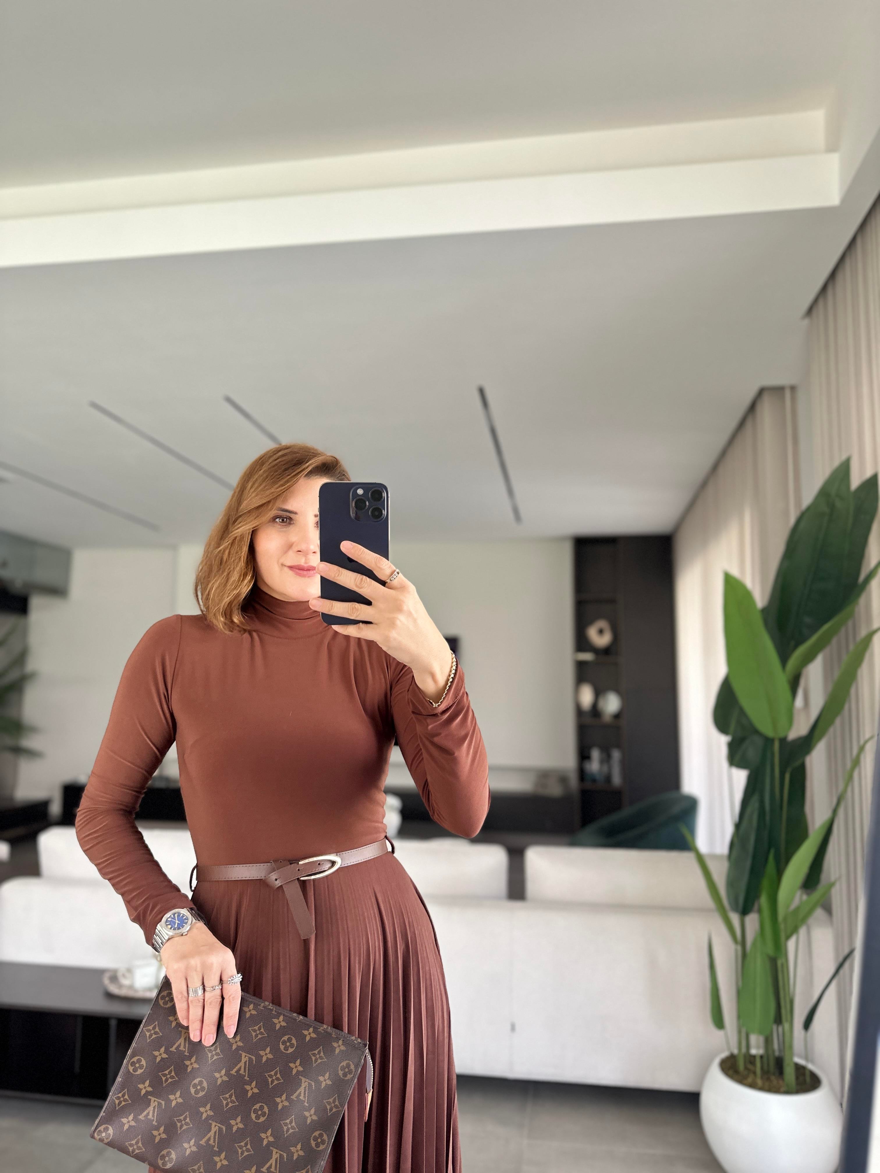 Acı Kahve Sandy Kemer Detaylı Piliseli Elbise