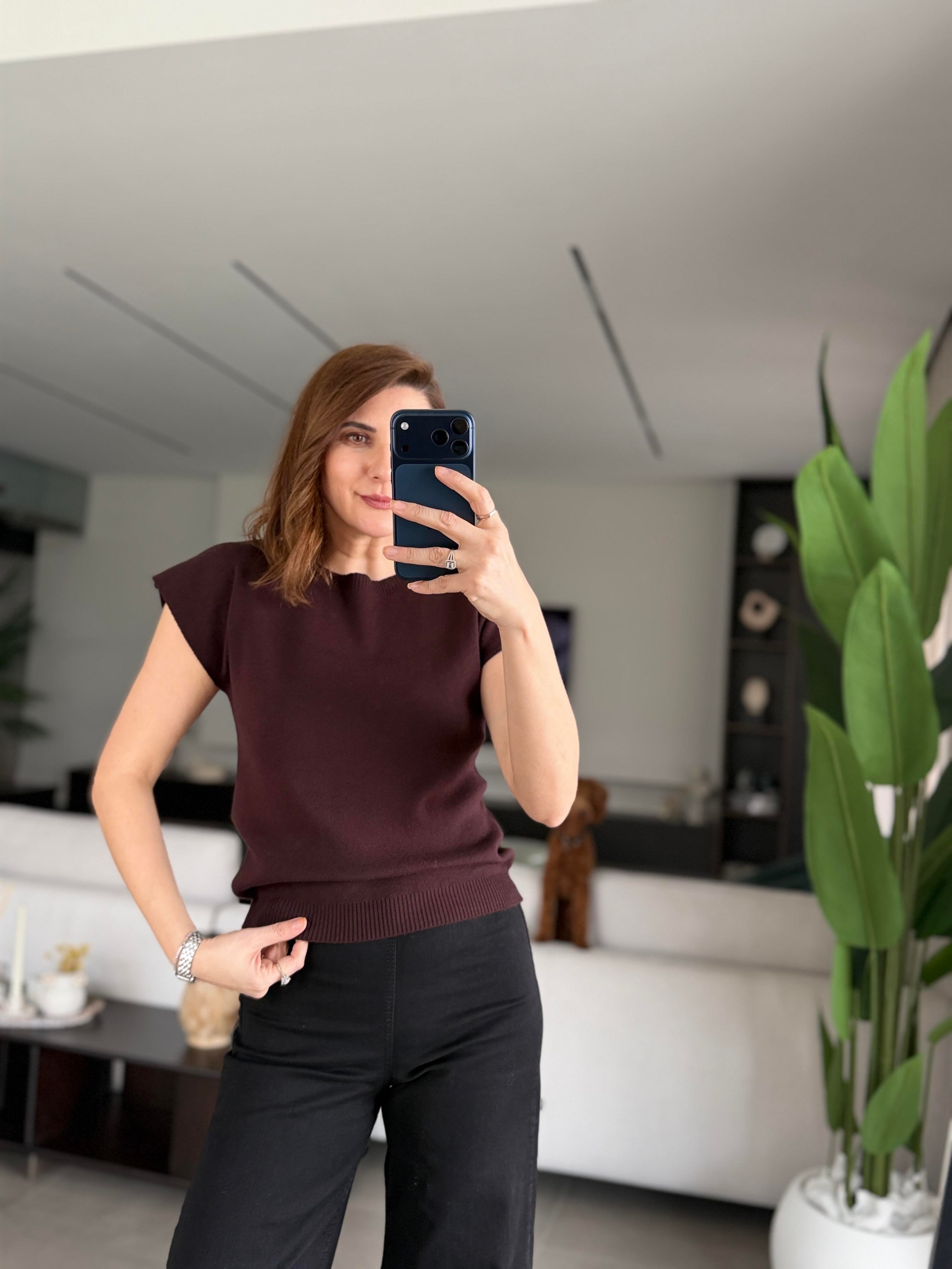 Acı Kahve  Sıfır Kol Triko Bluz