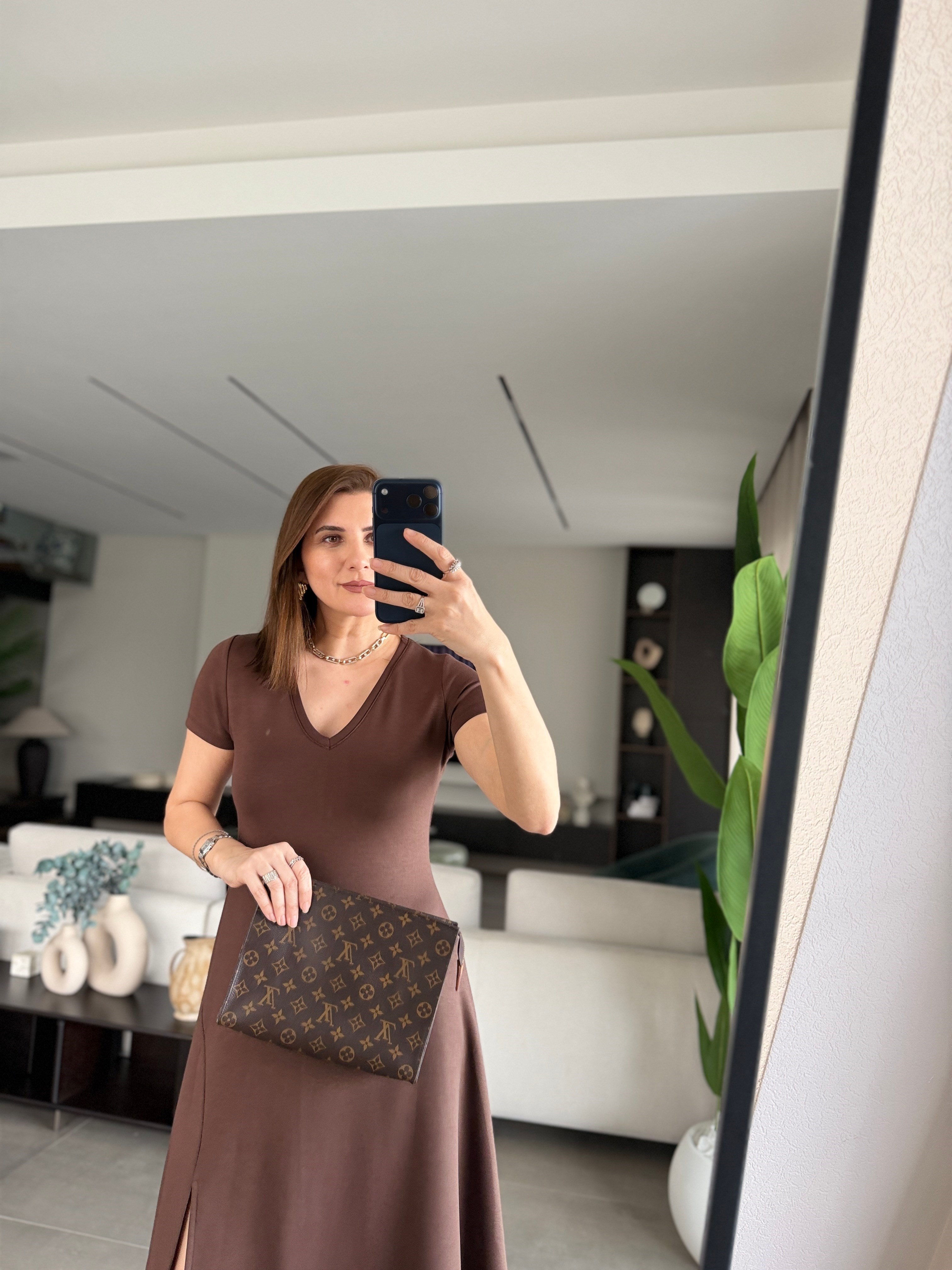 Acı Kahve  V Yaka Yırtmaçlı Modal Elbise