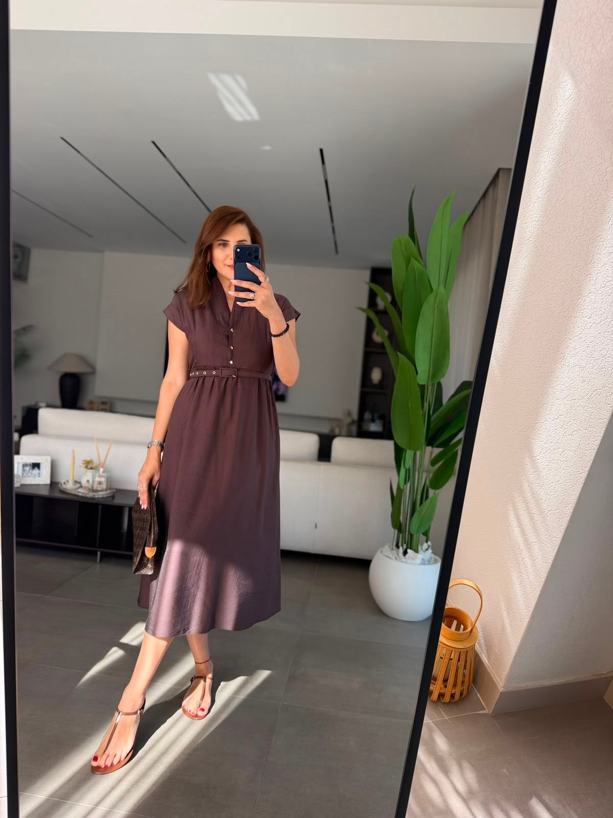 Acı Kahve Yarım Düğmeli Kemerli Elbise