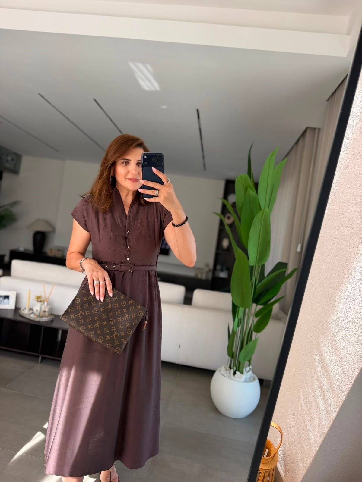 Acı Kahve Yarım Düğmeli Kemerli Elbise