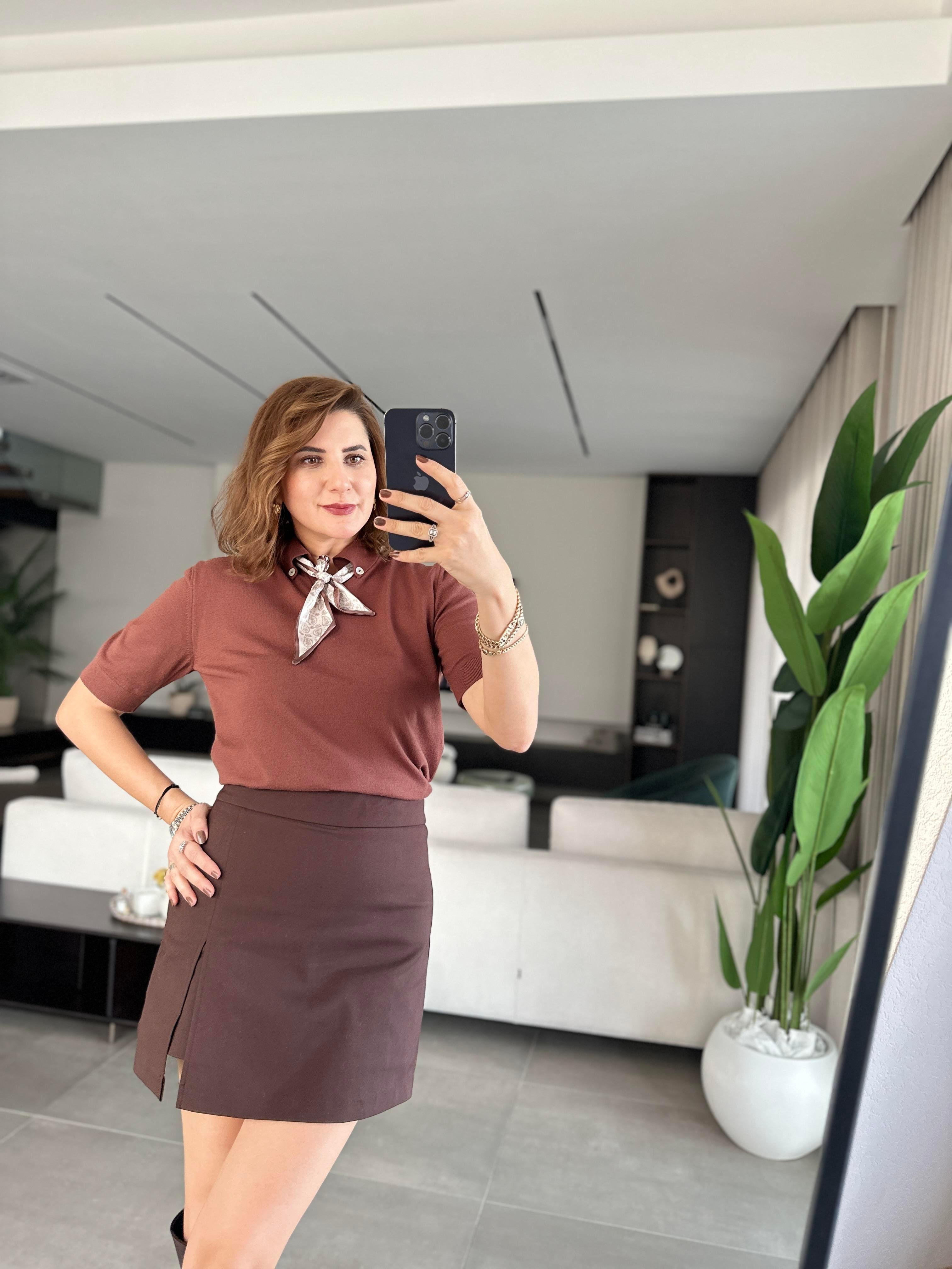 Acı Kahve Yırtmaç Detaylı Şort Etek