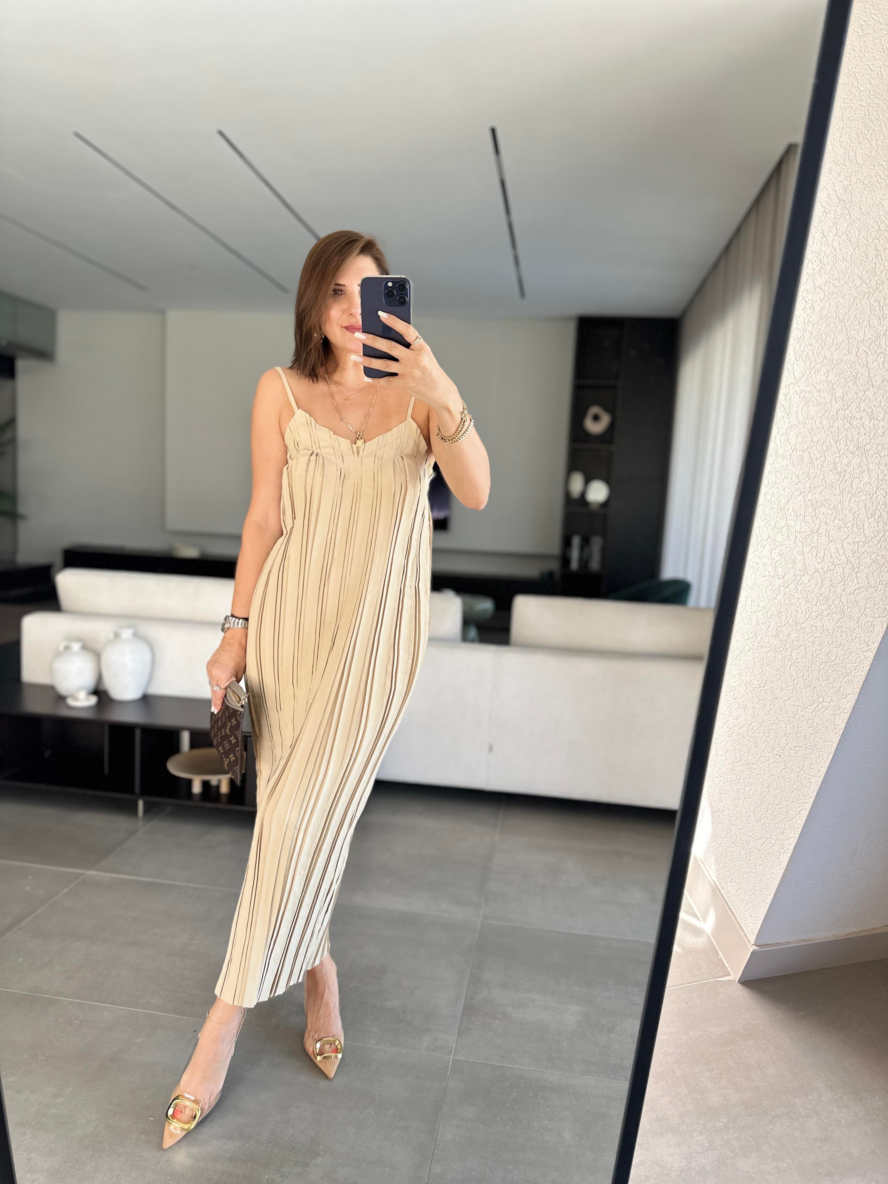 Arlo Piliseli Elbise