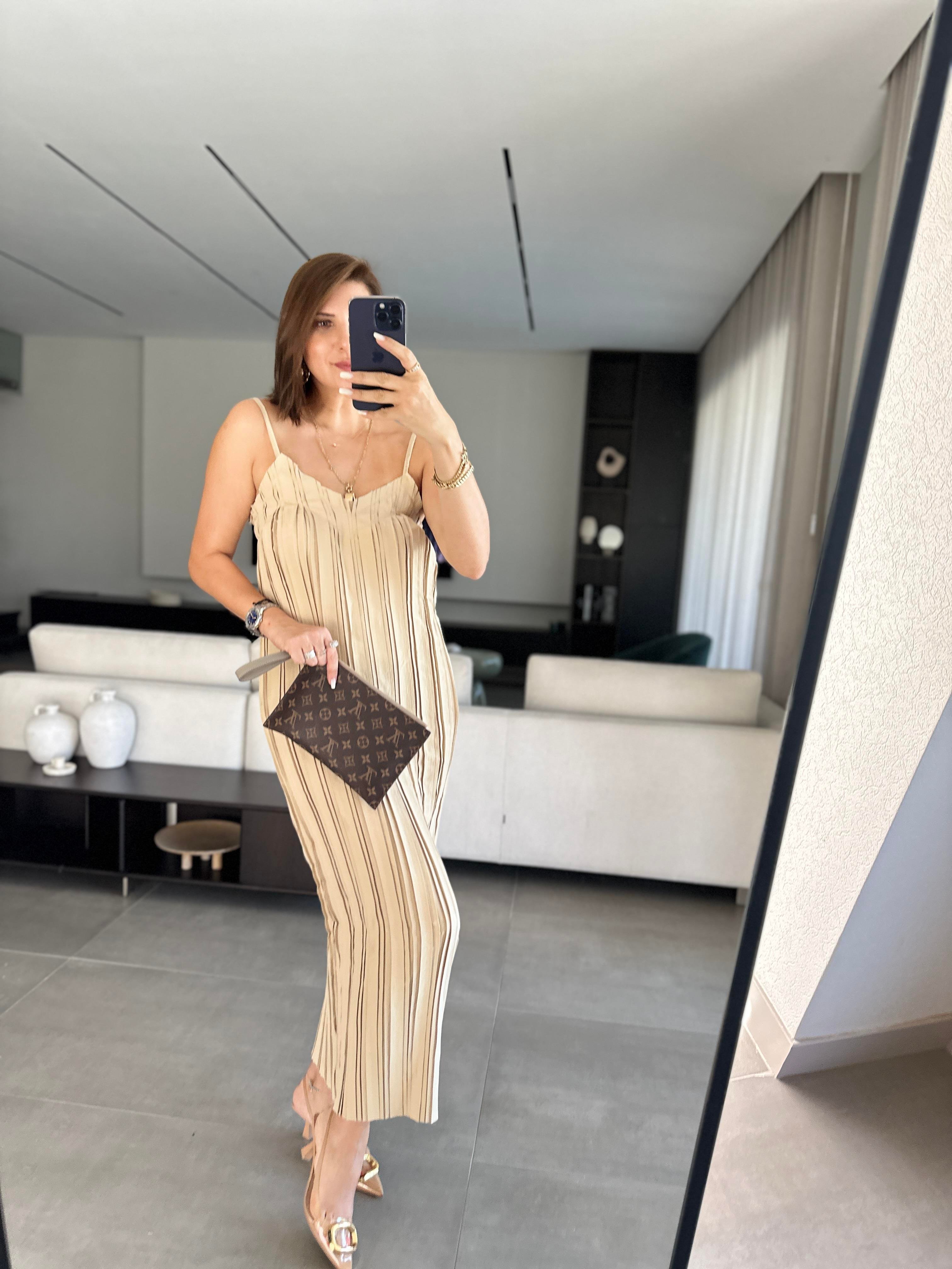 Arlo Piliseli Elbise