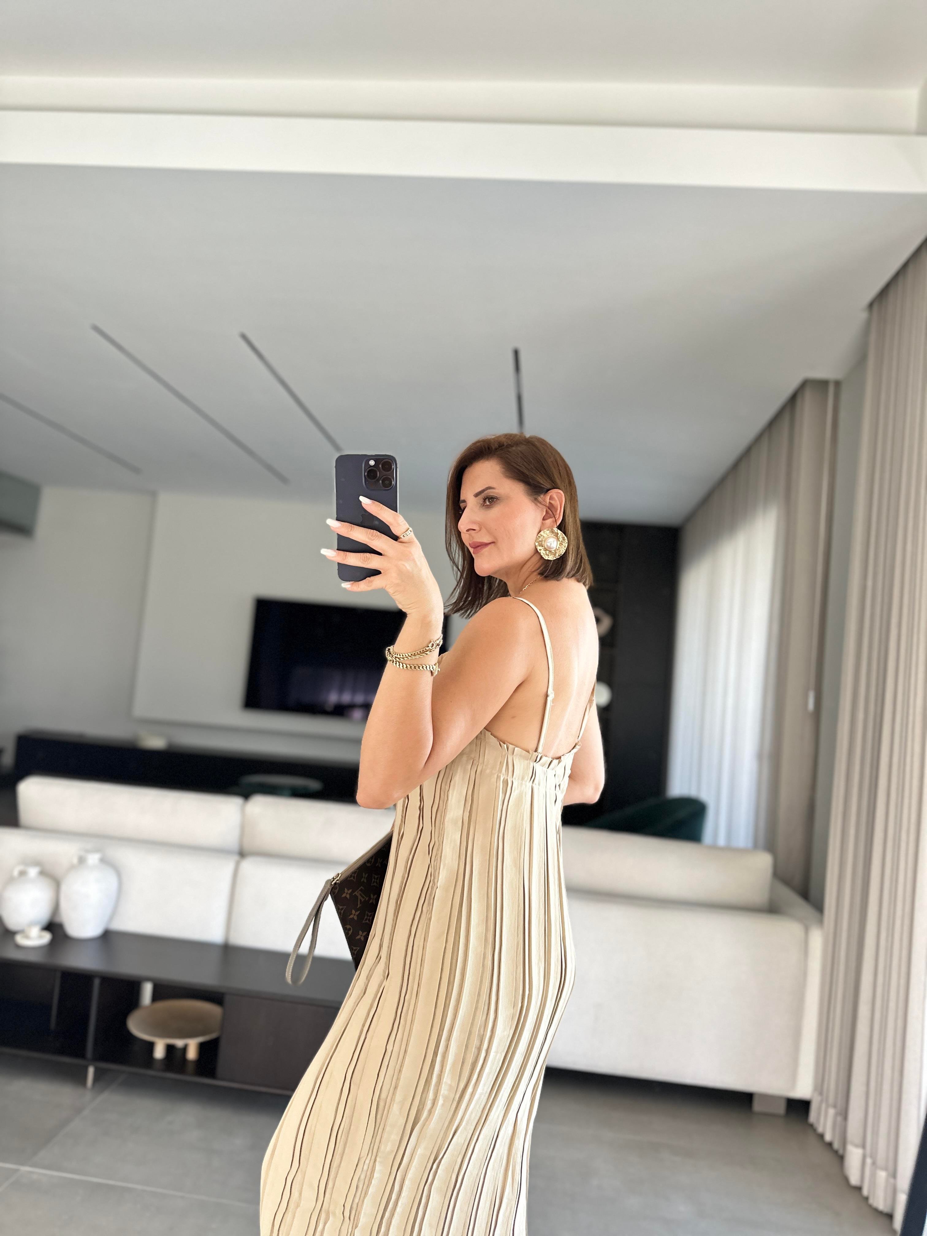 Arlo Piliseli Elbise