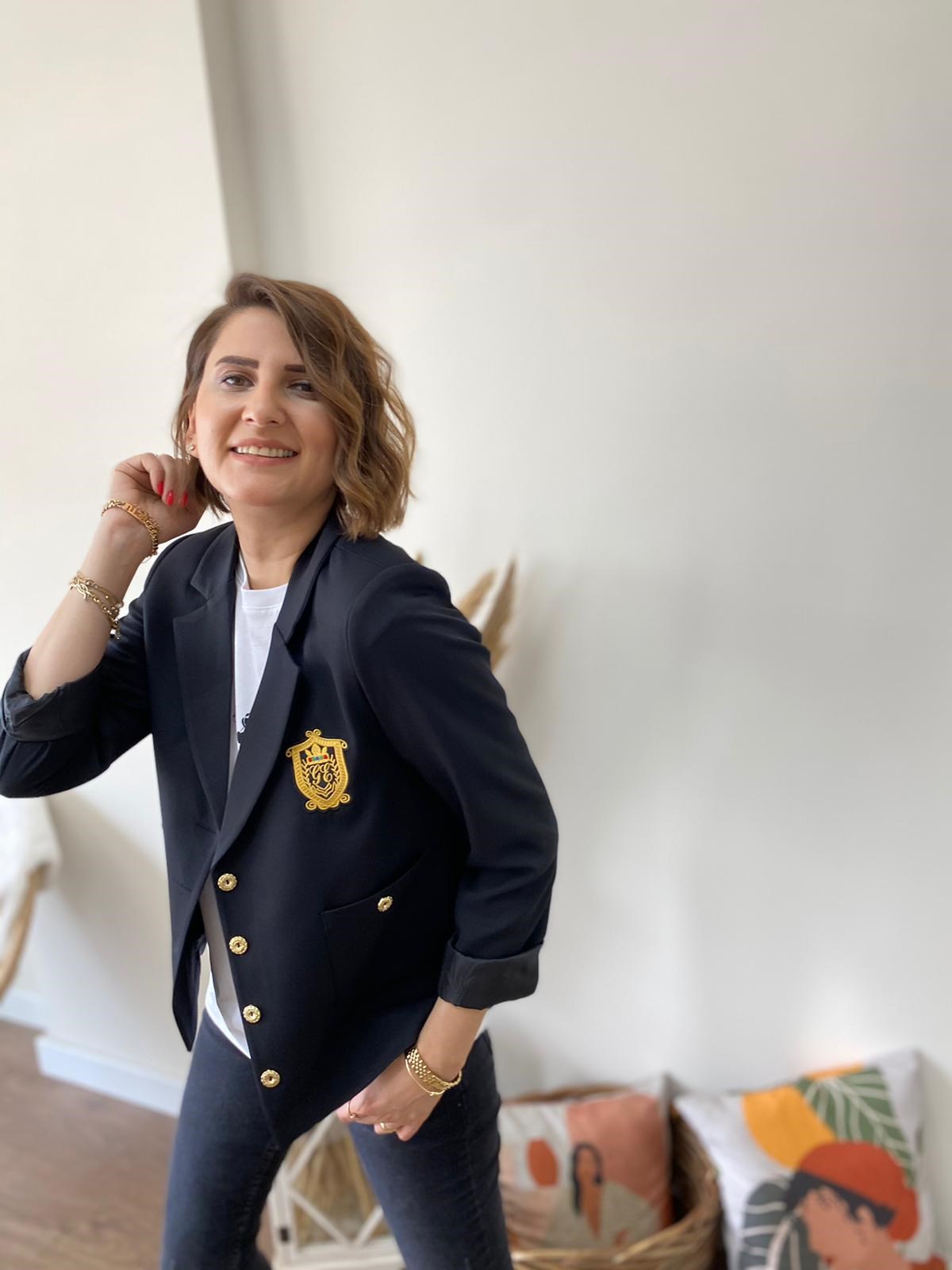ARMALI DÜĞMELİ BLAZER CEKET