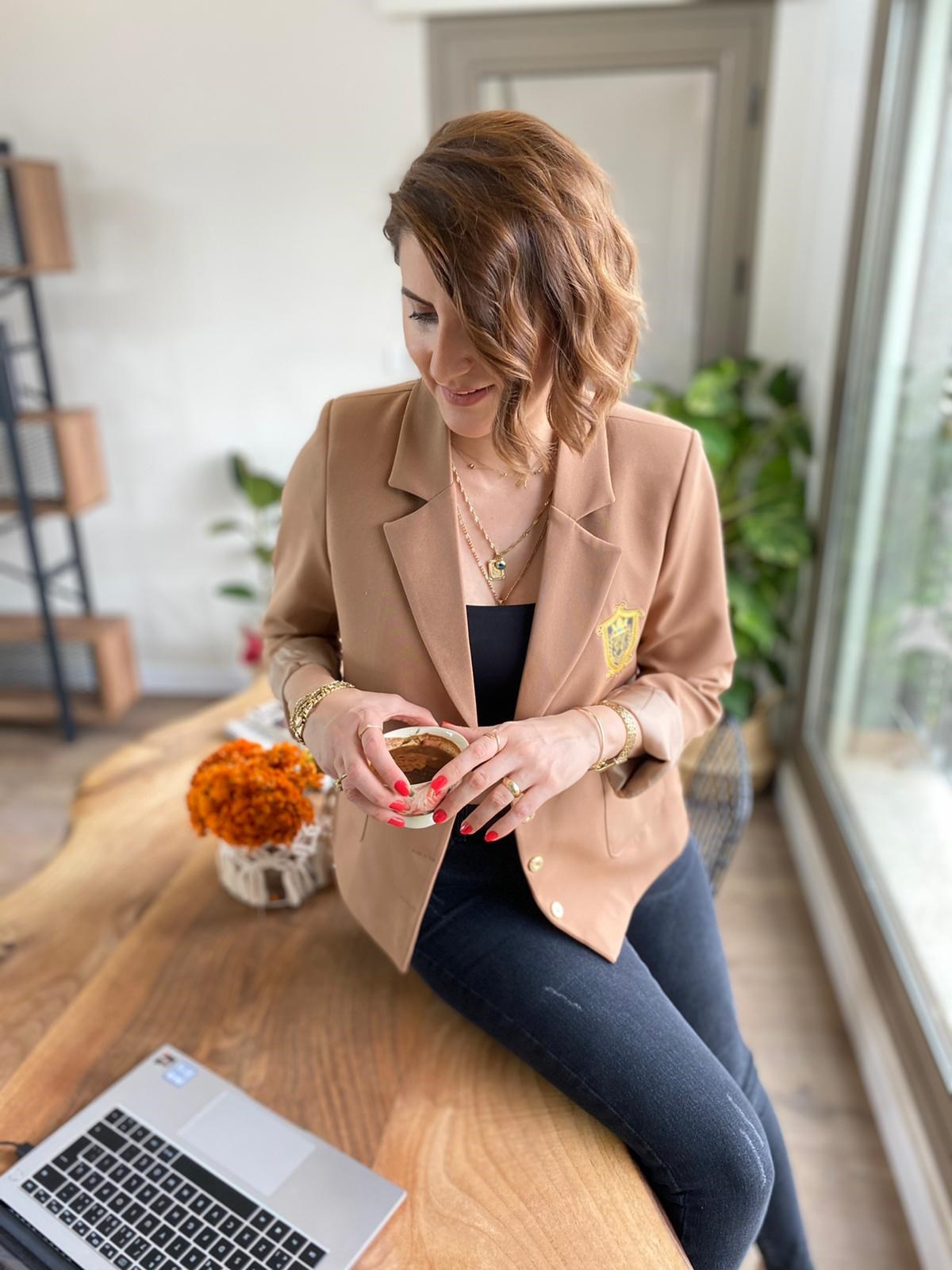 ARMALI DÜĞMELİ BLAZER CEKET