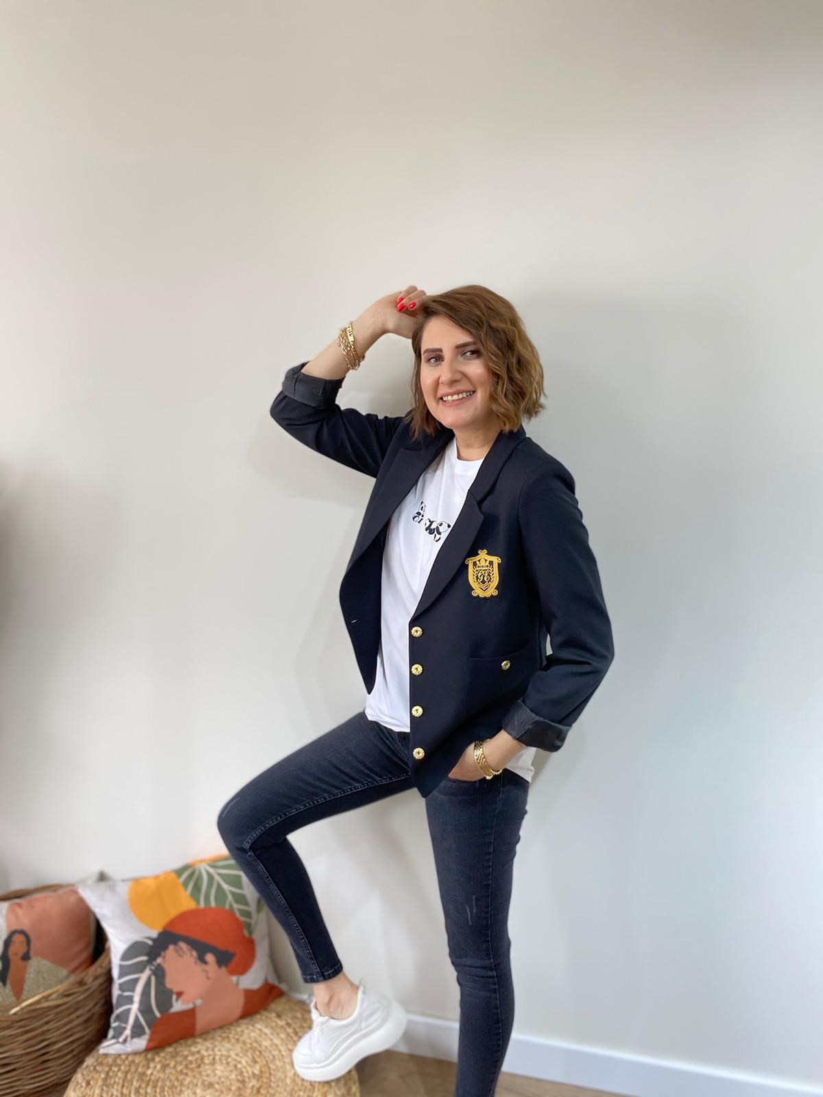 ARMALI DÜĞMELİ BLAZER CEKET
