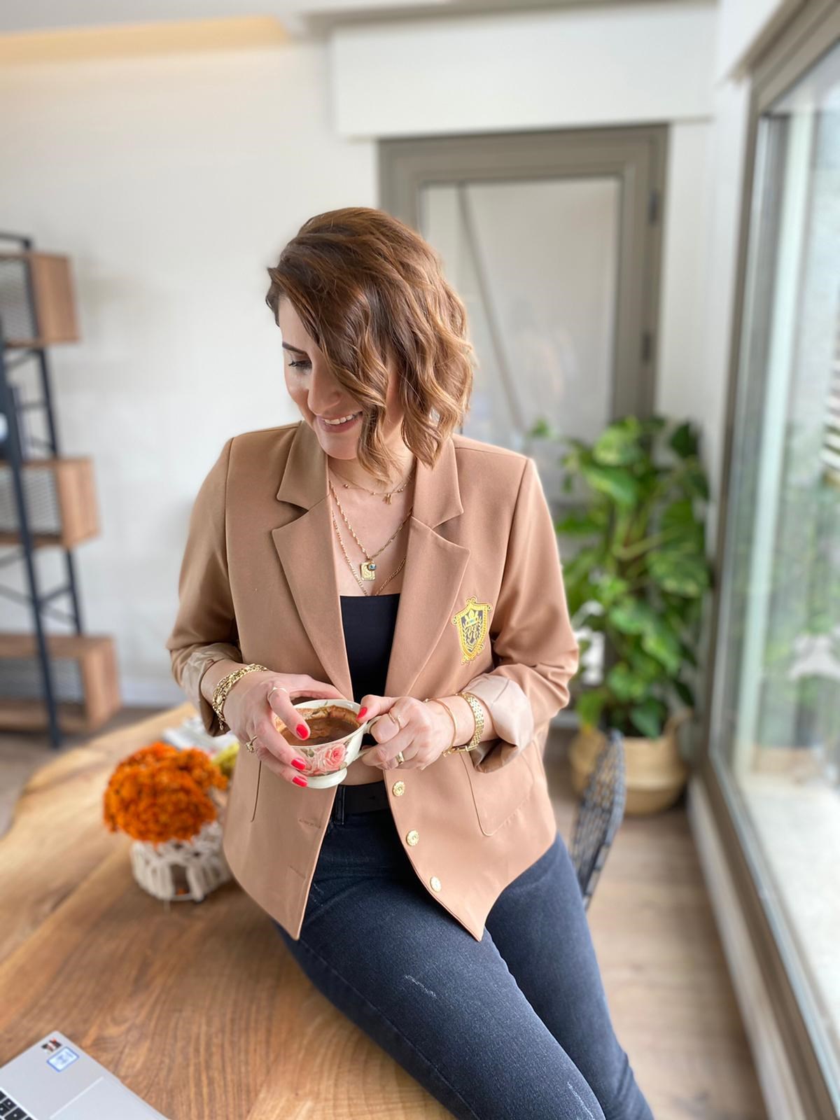ARMALI DÜĞMELİ BLAZER CEKET