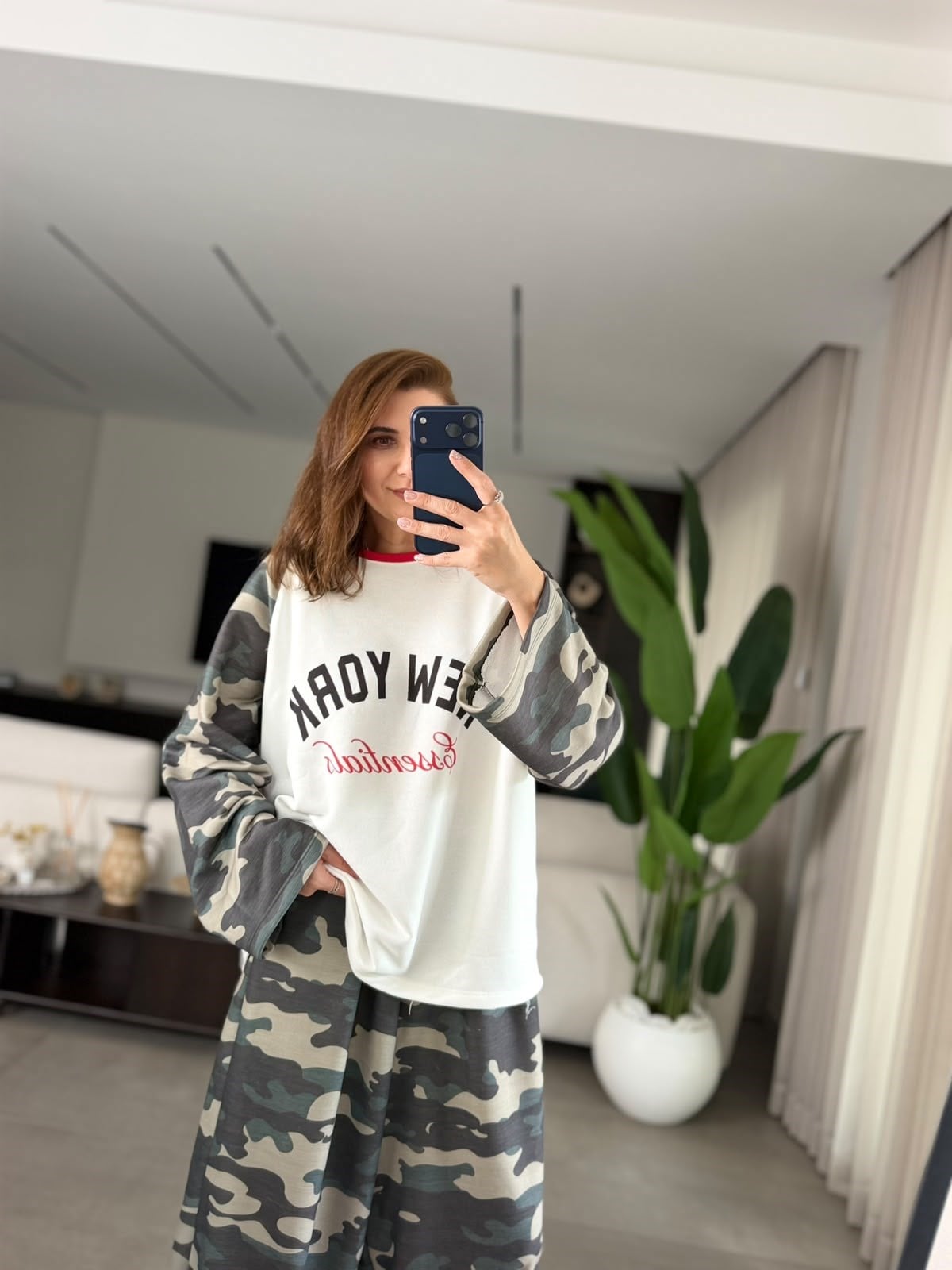 Baskılı Kol Kamuflaj Sweatshırt
