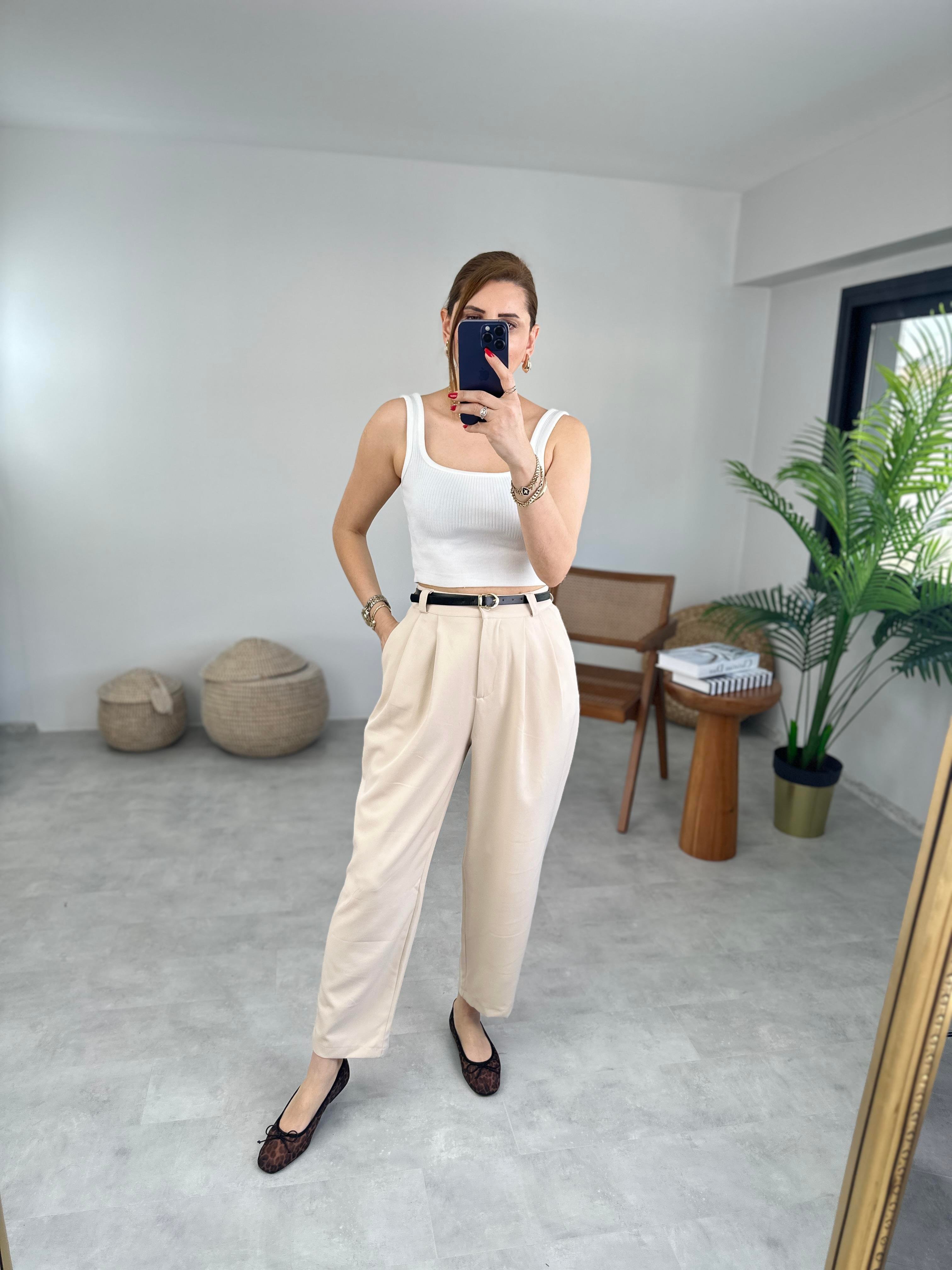 Bej Beli Kemerli Pantolon