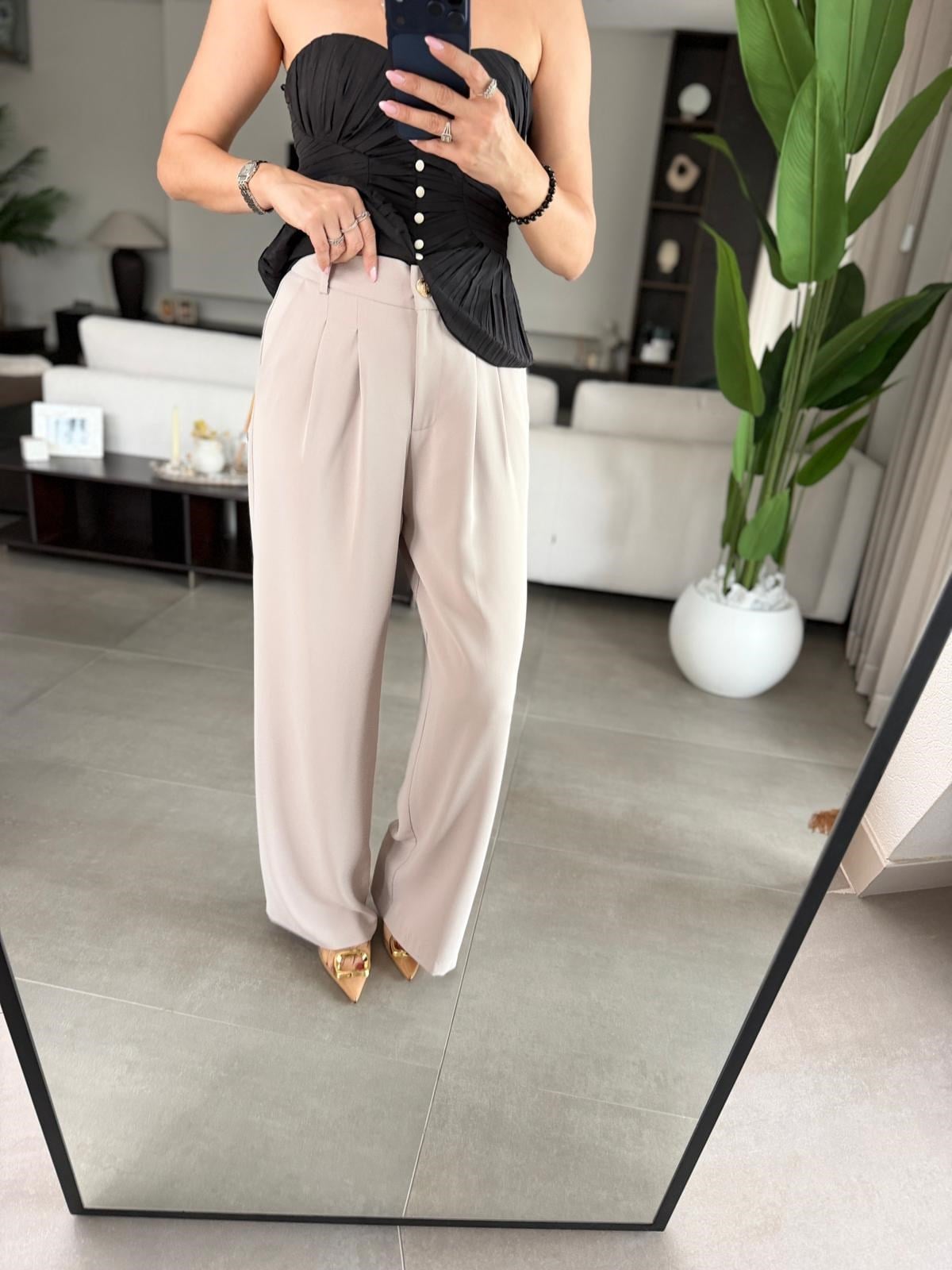 Bej Bol Paça Düğmeli Pantolon