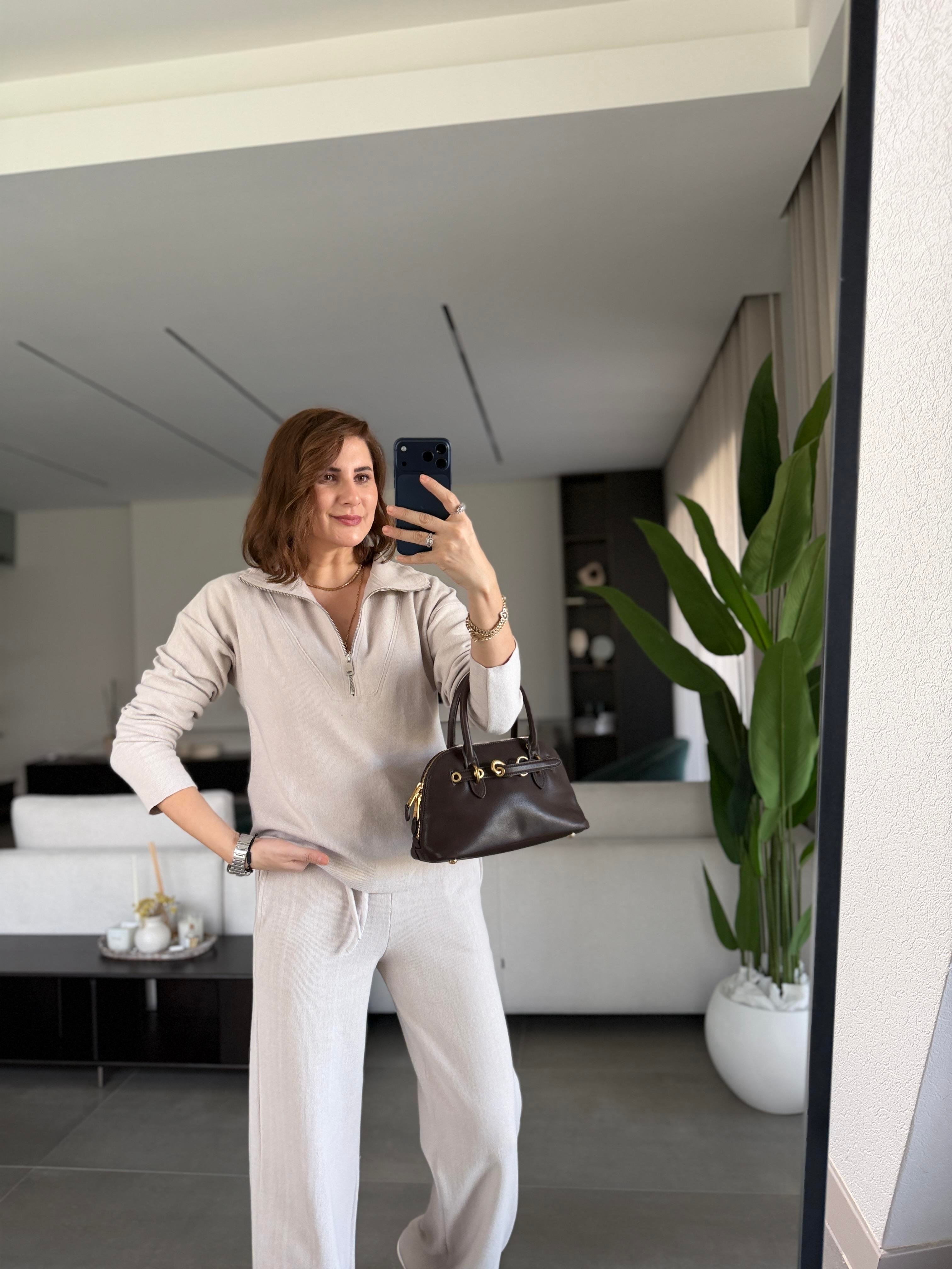 Bej Dik Yaka Yarım Fermuarlı Takım