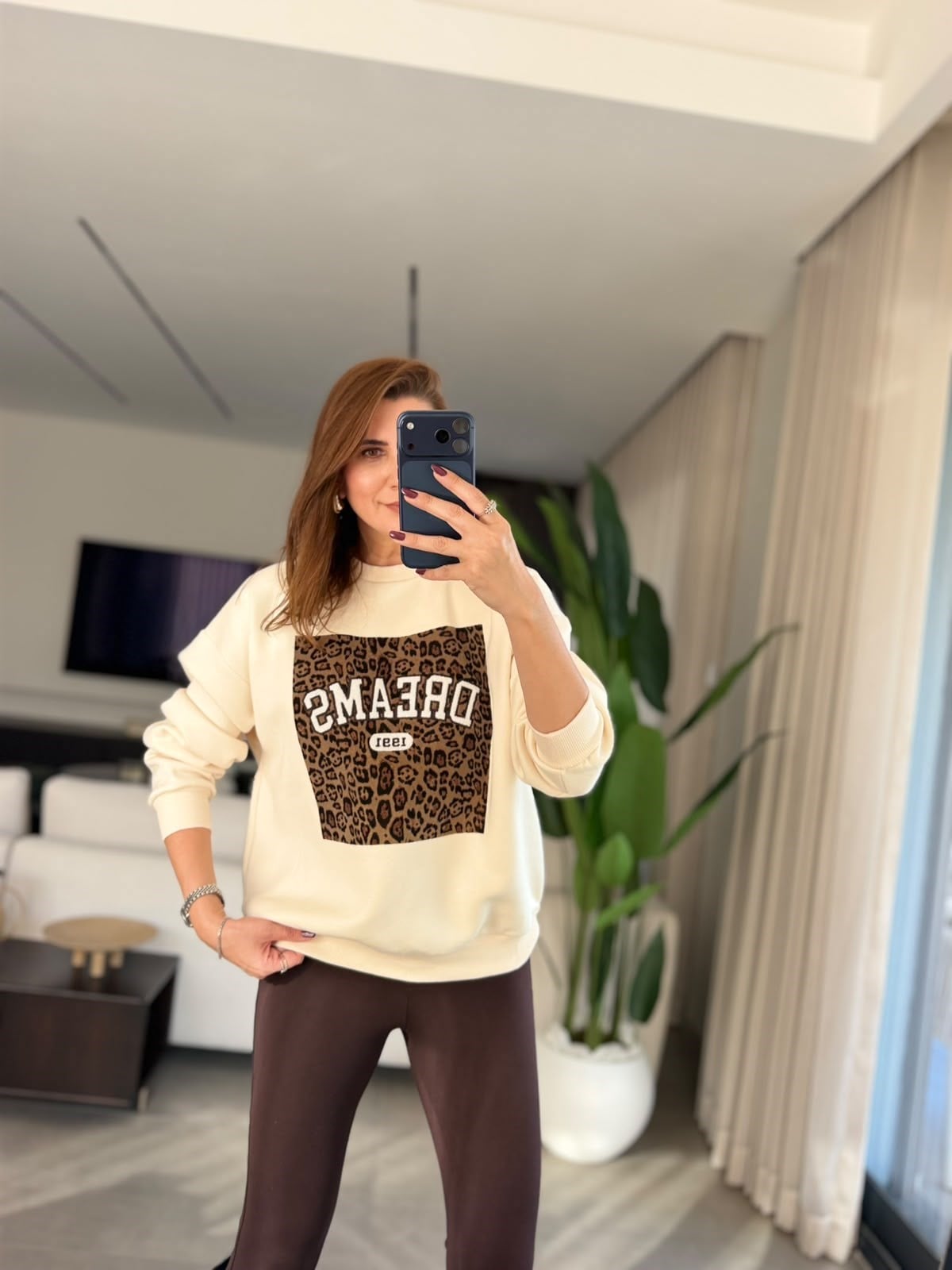 Bej Dreams Baskılı Sweat