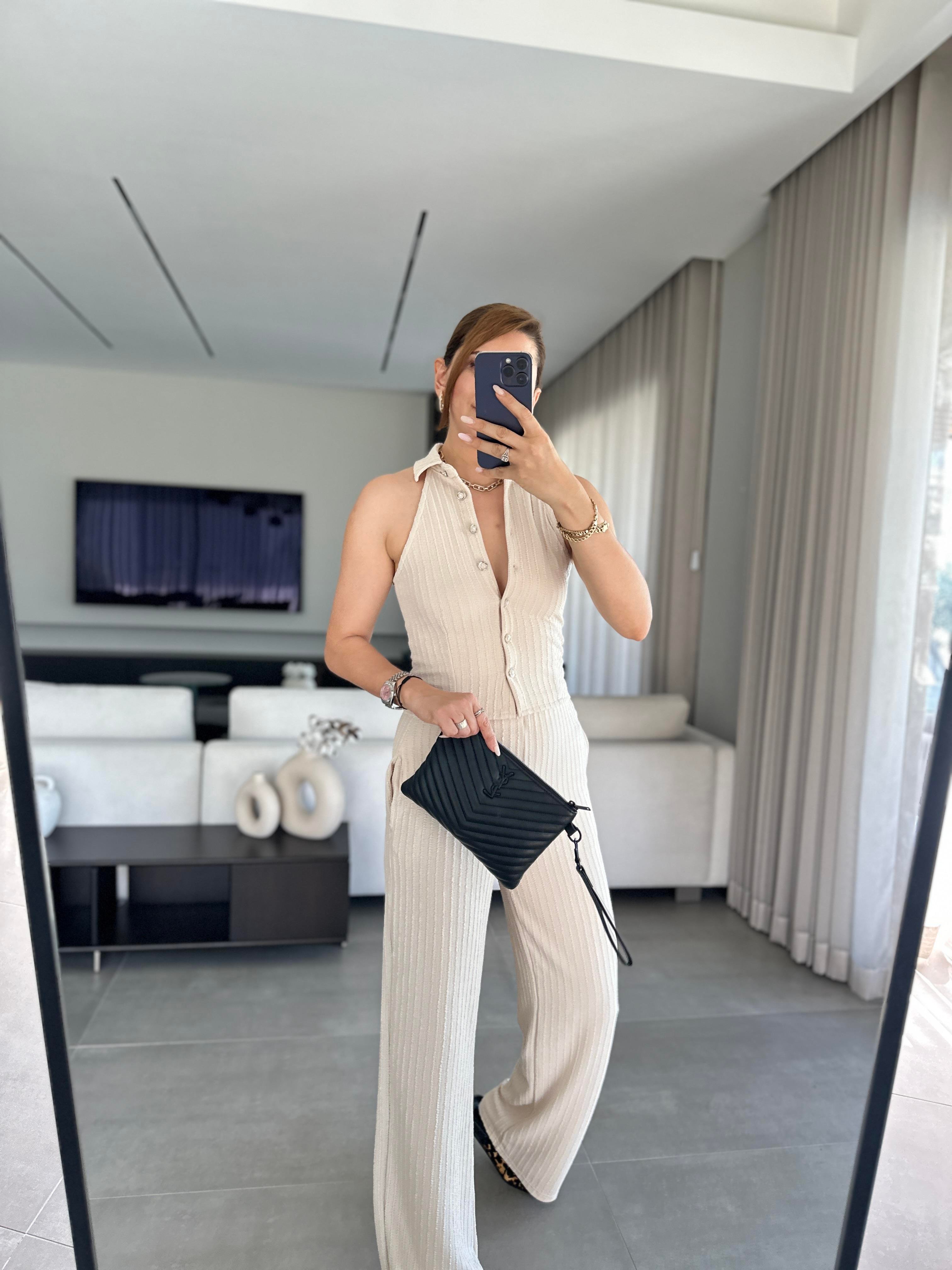 Bej Düğmeli Halter Yaka Pantolon Takım