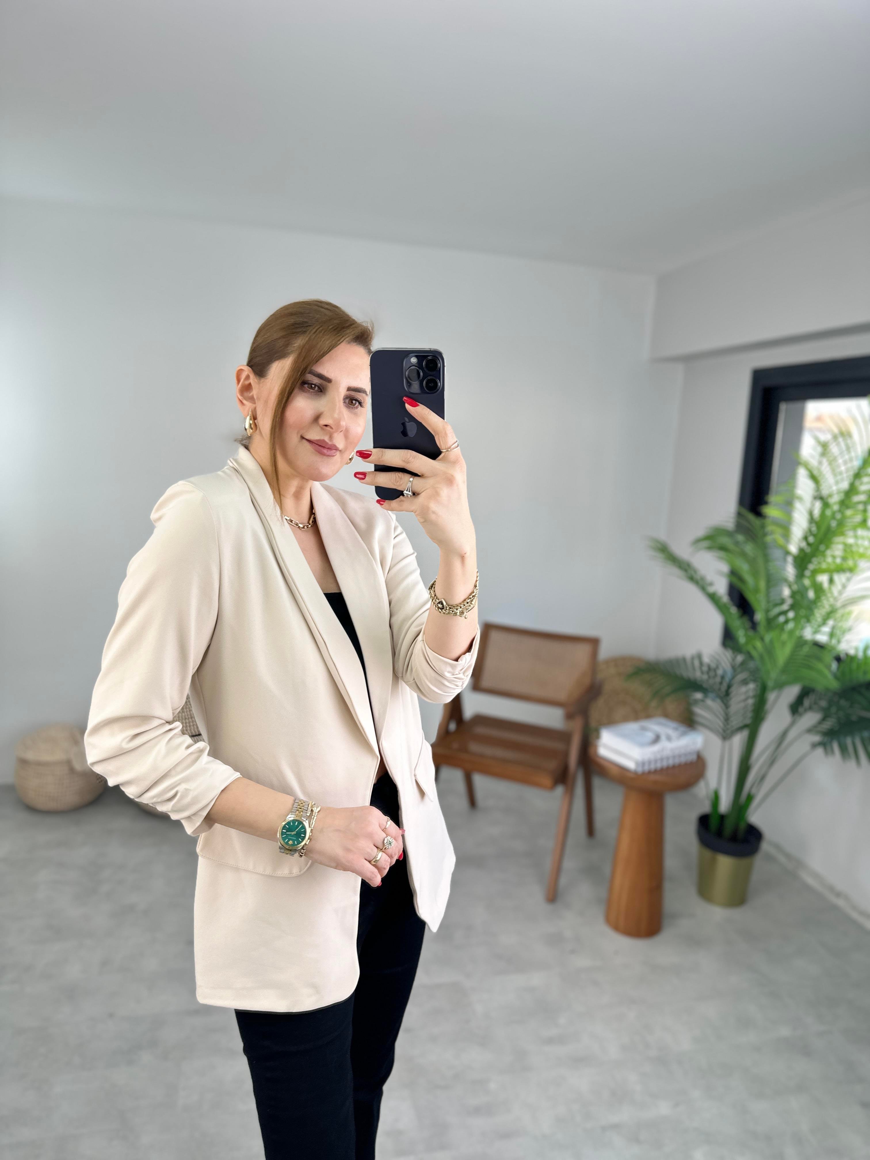 Bej Kol Büzgülü Blazer