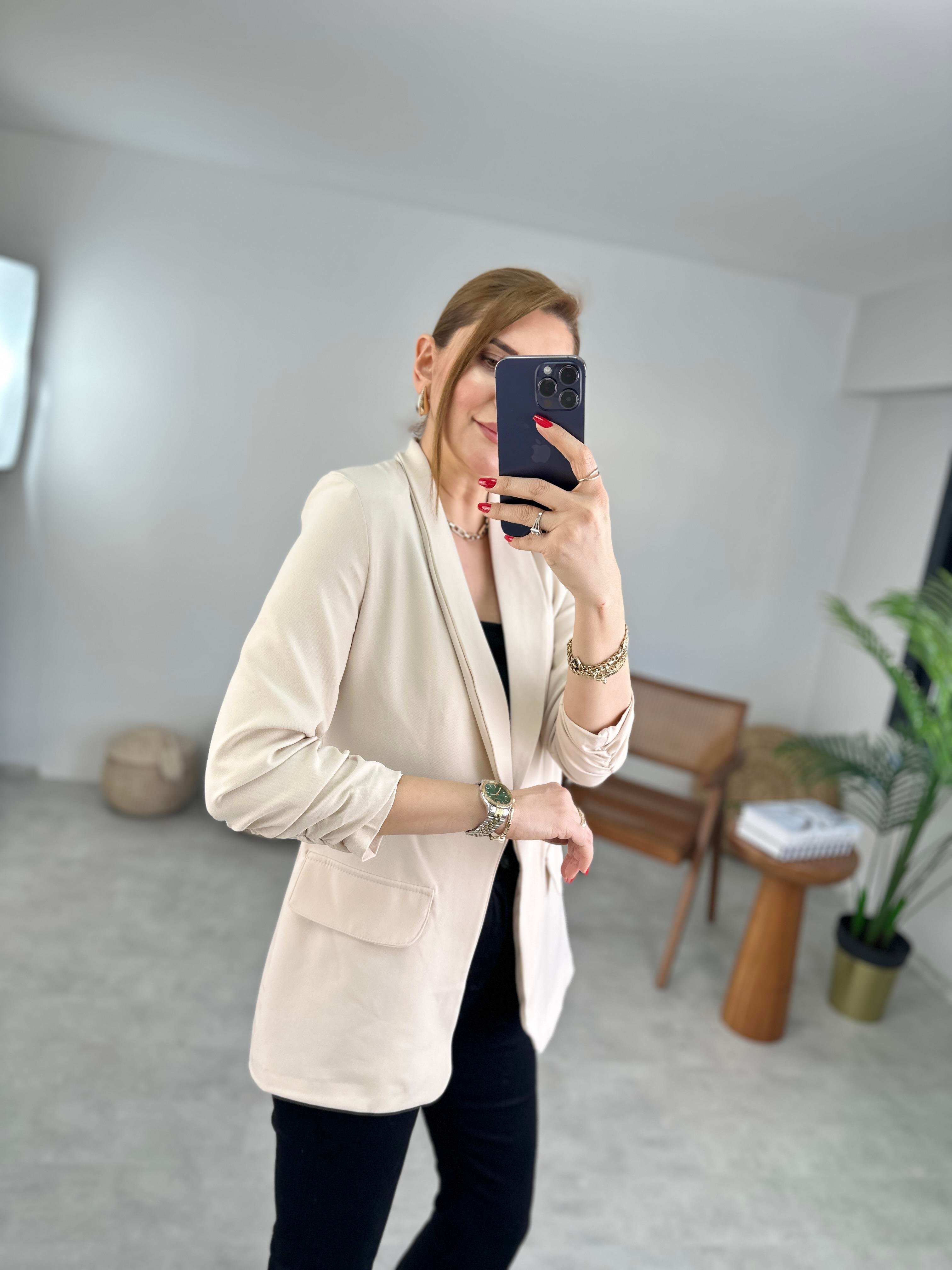 Bej Kol Büzgülü Blazer