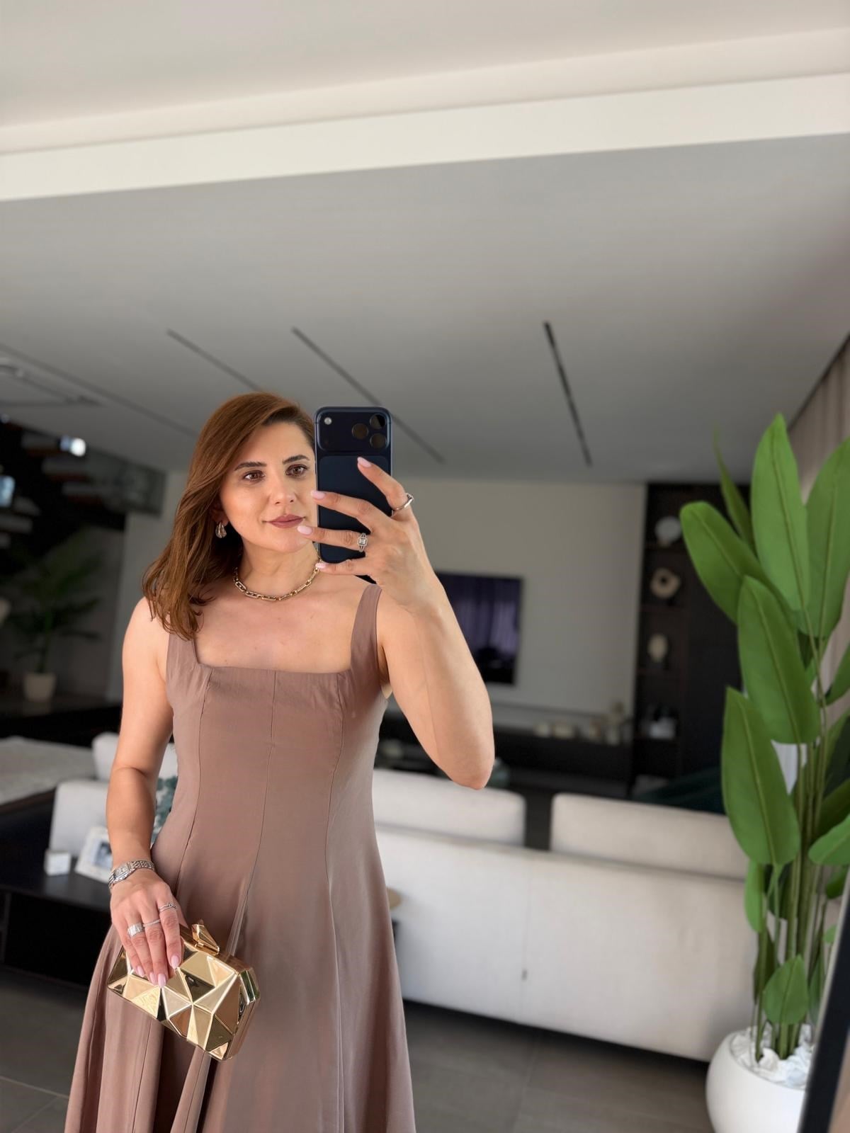 Bej Modal Kare Yaka Elbise