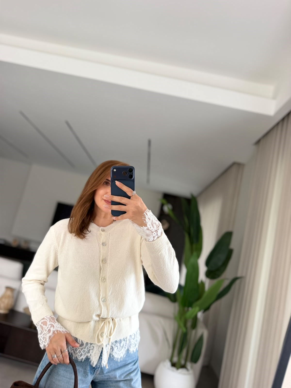 Bel Büzgülü Dantelli Hırka