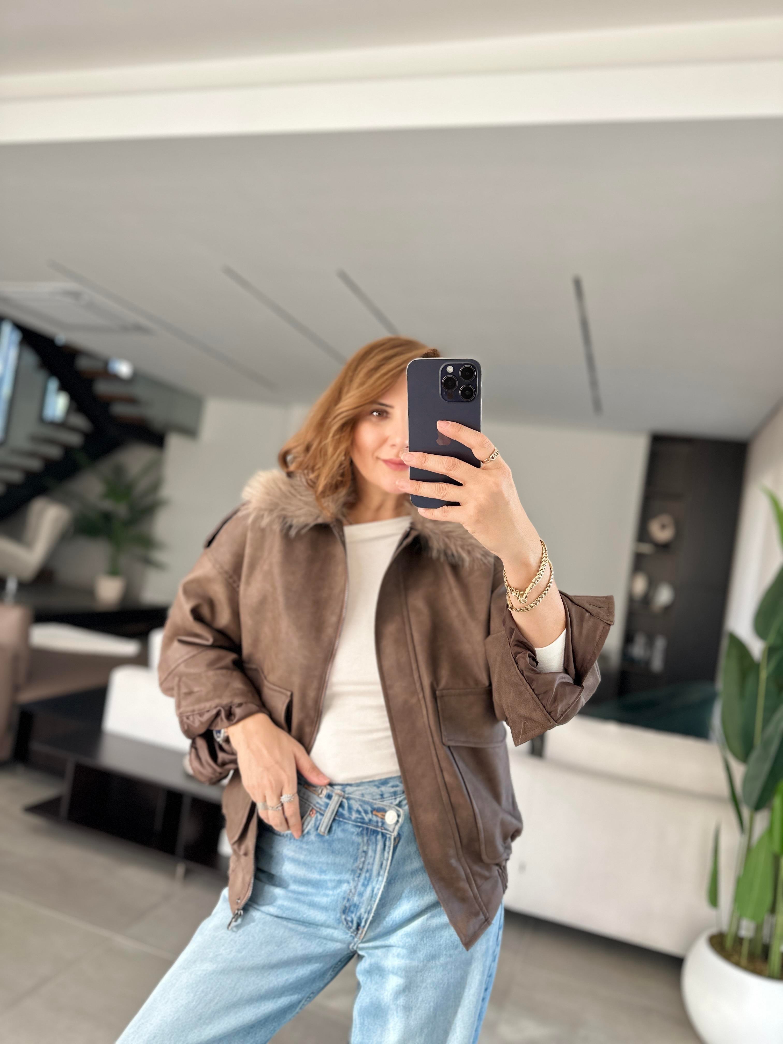 Bel Lastikli Torba Cepli Yaka Kürk Ceket