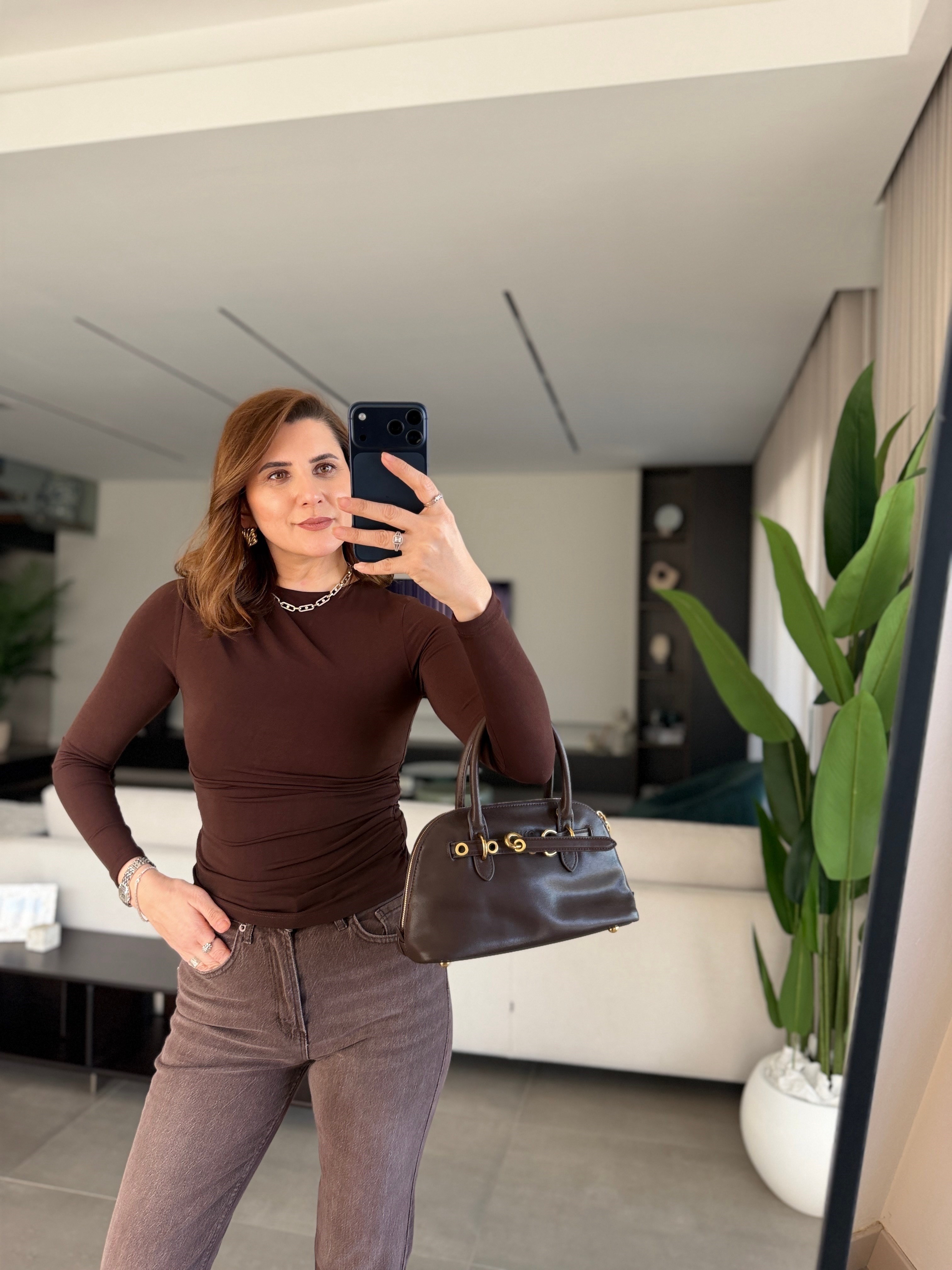 Bel Ve Omuz Drapeli Bluz