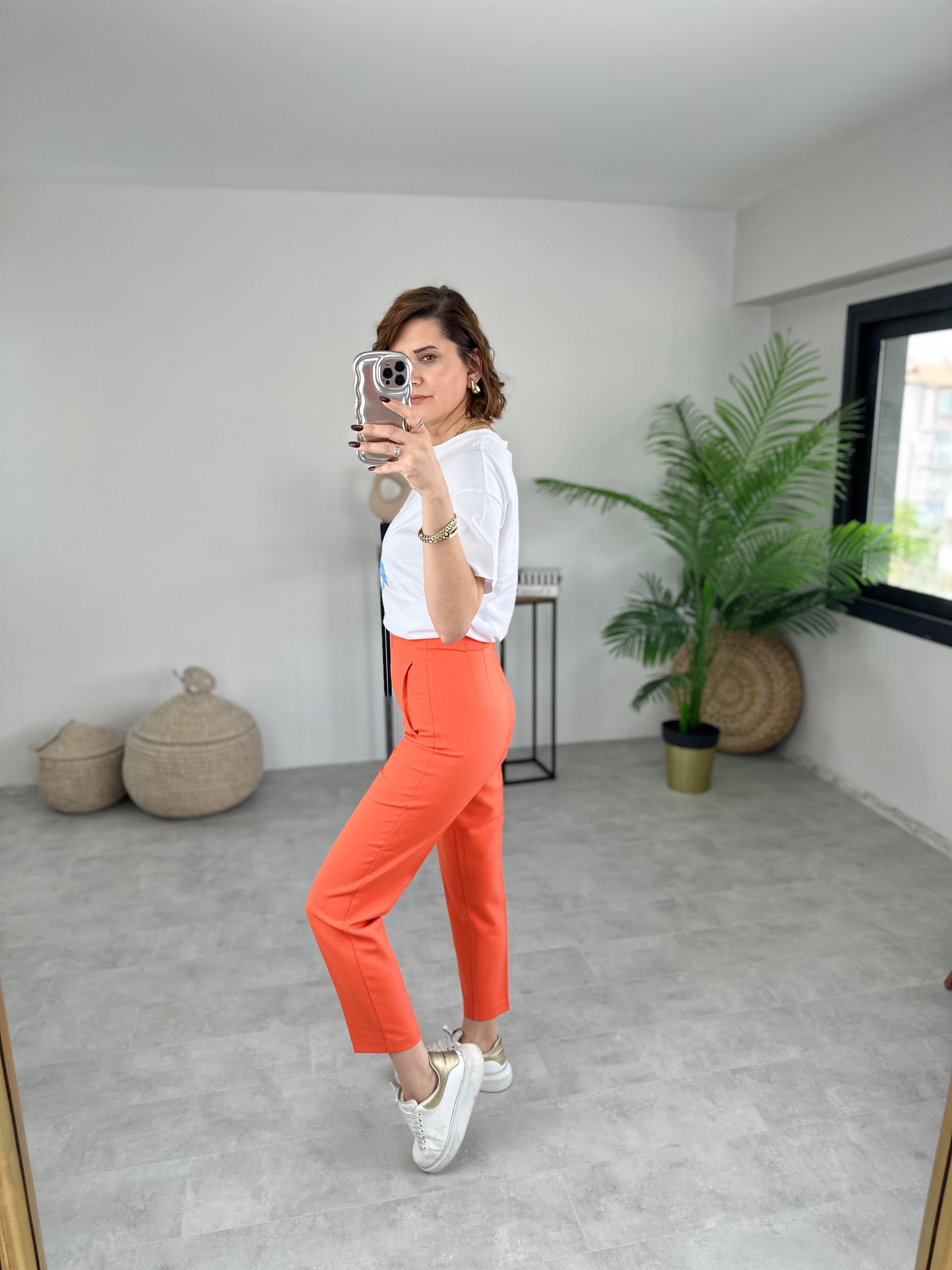 BELİ PENSLİ FİLOTALI PANTOLON