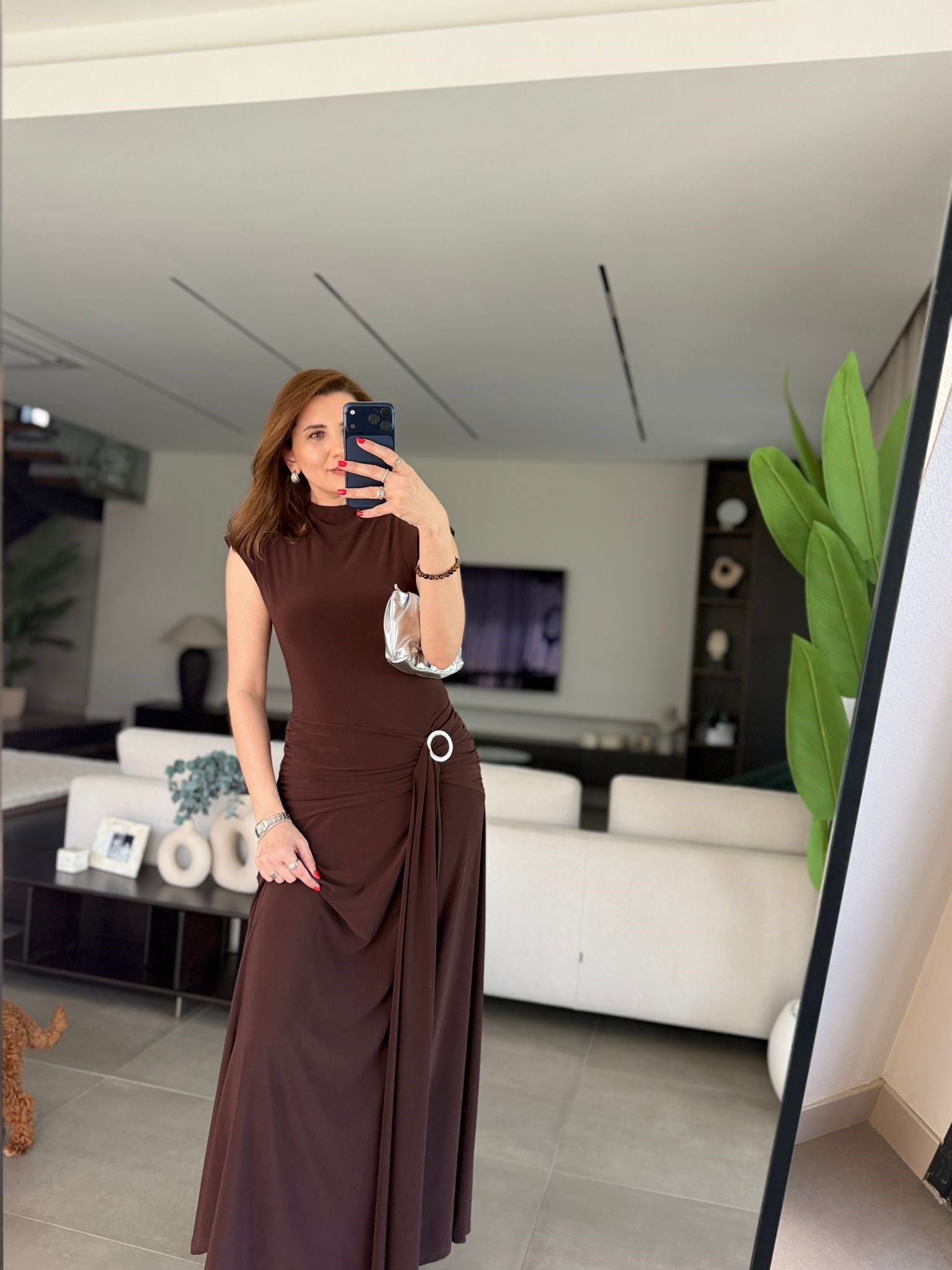 Belinde Aksesuar Detaylı Drapeli Elbise