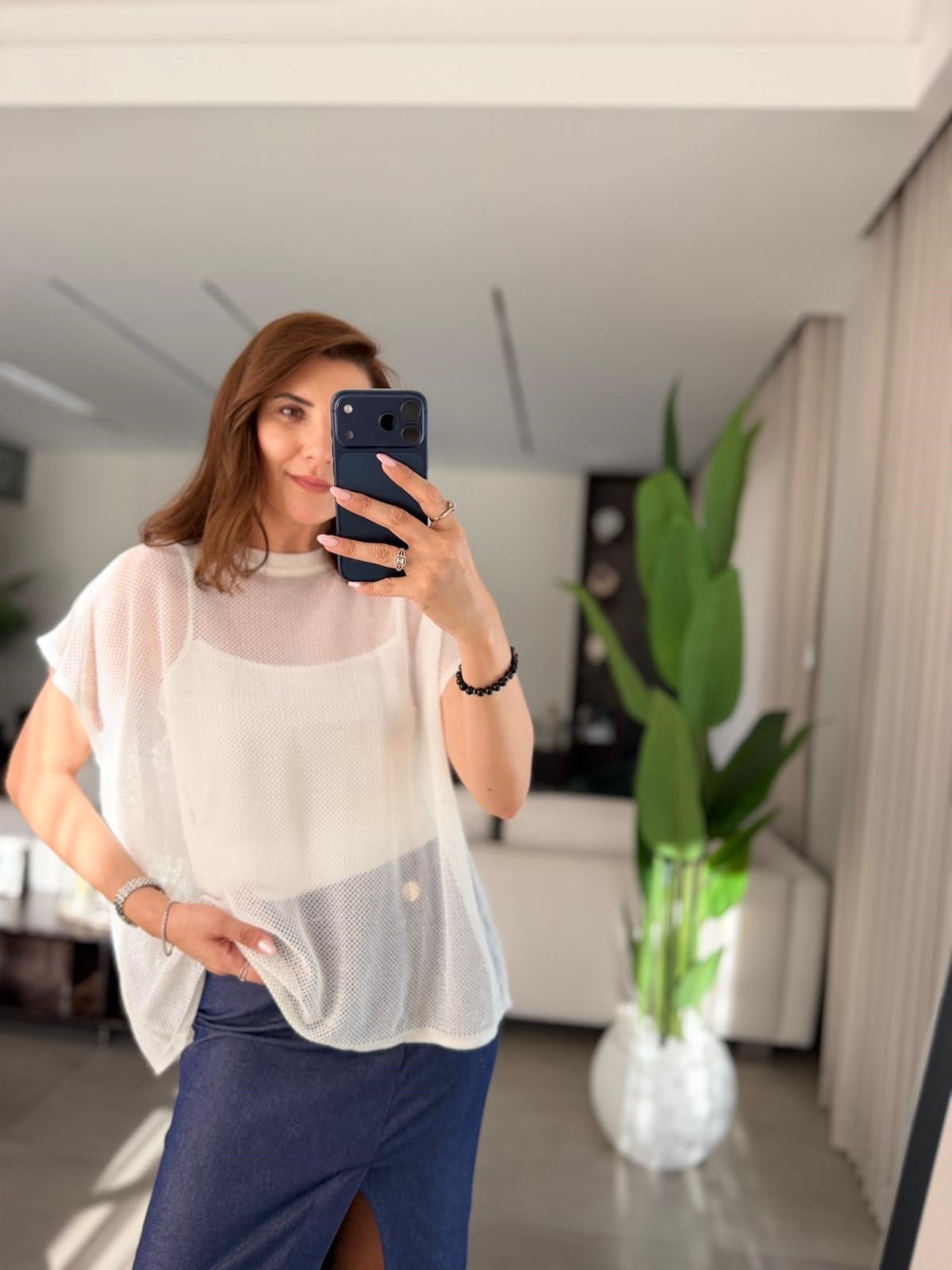Beyaz Ajurlu Triko Bluz