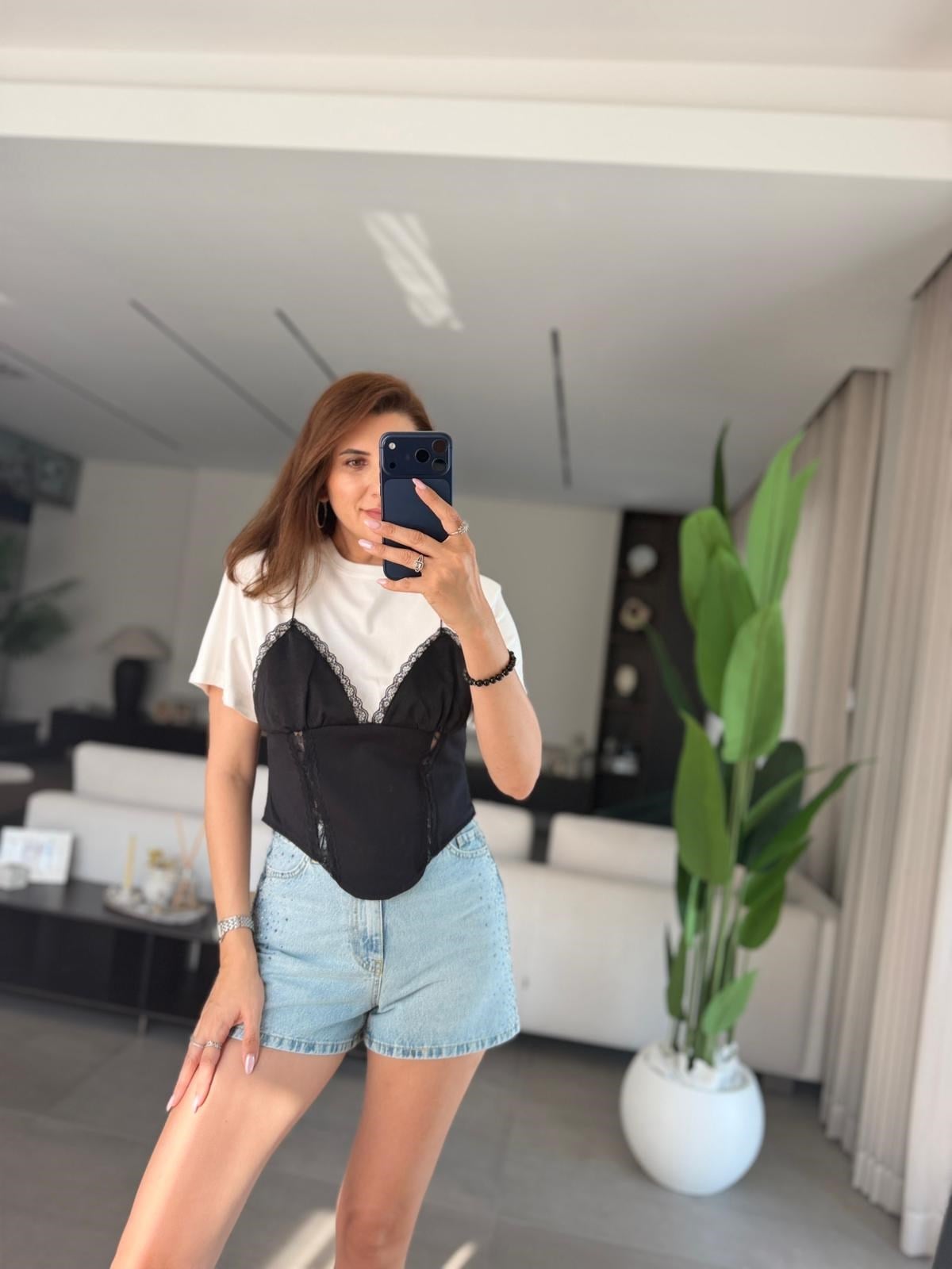 Beyaz Askı Garnili Tshırt