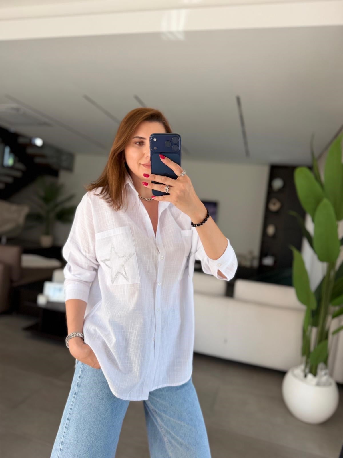 Beyaz Cep Yıldız Taşlı Oversize Gömlek