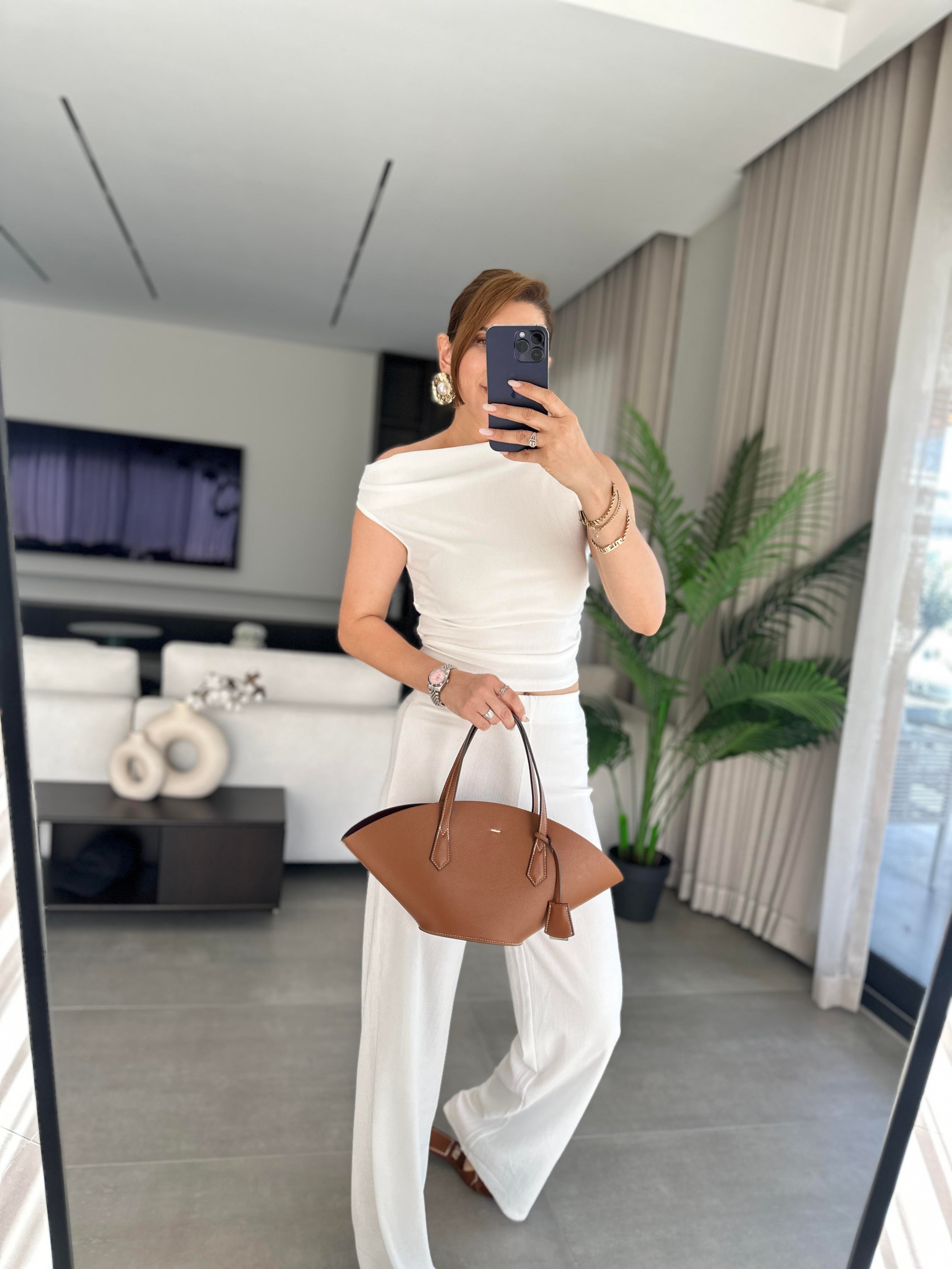 Beyaz Elegant Takım