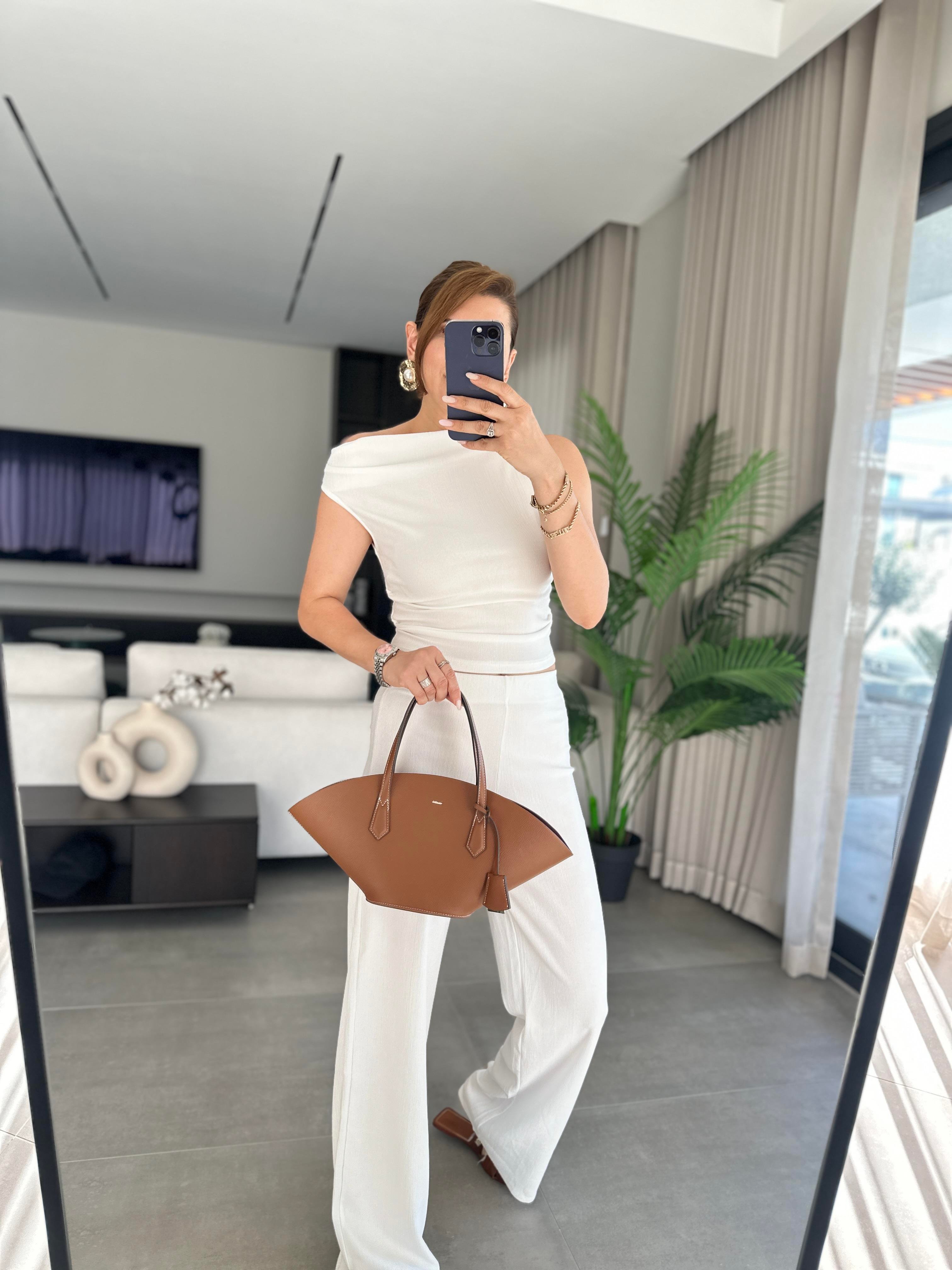 Beyaz Elegant Takım