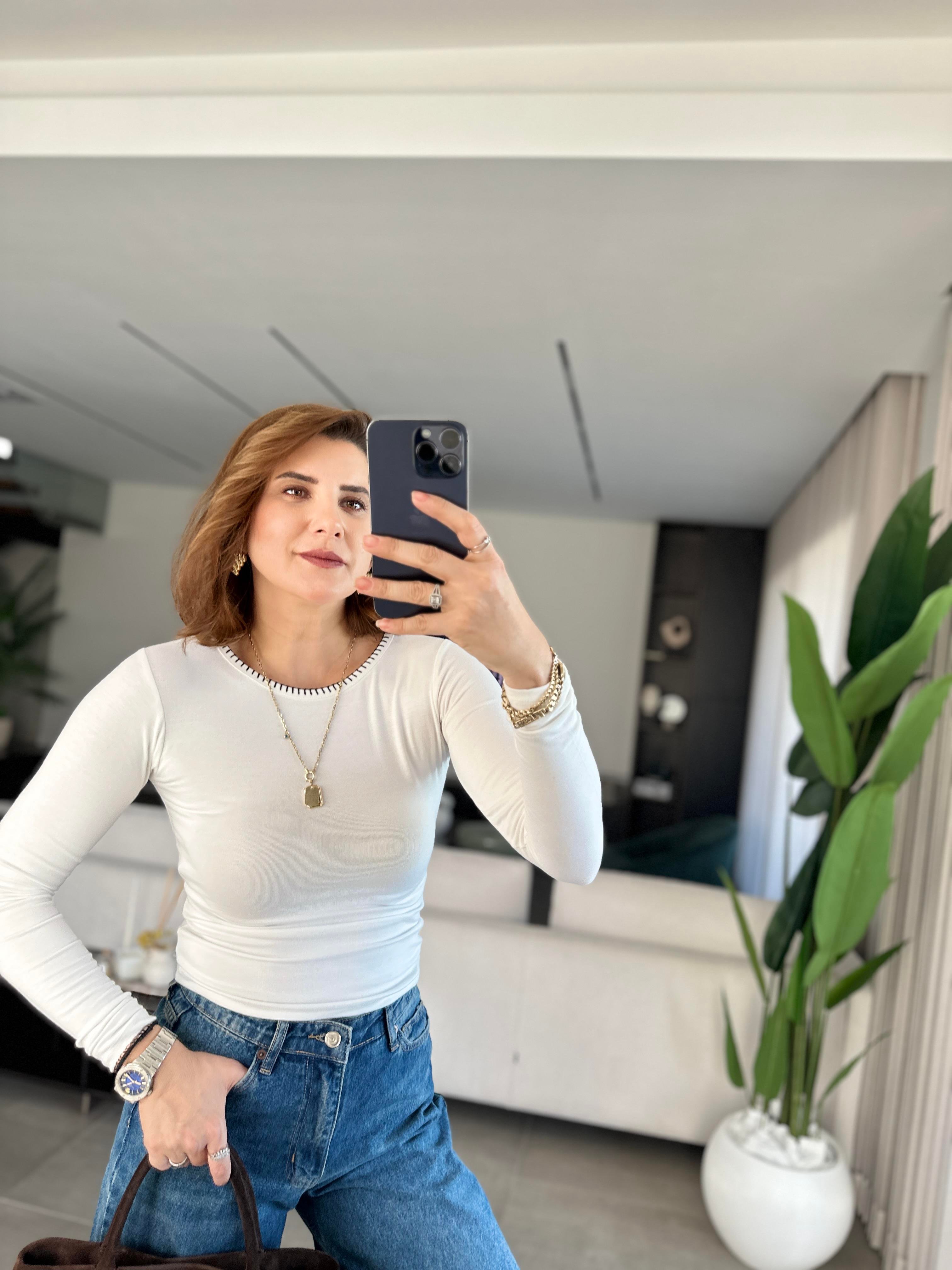 Beyaz Mas Dikişli Bluz