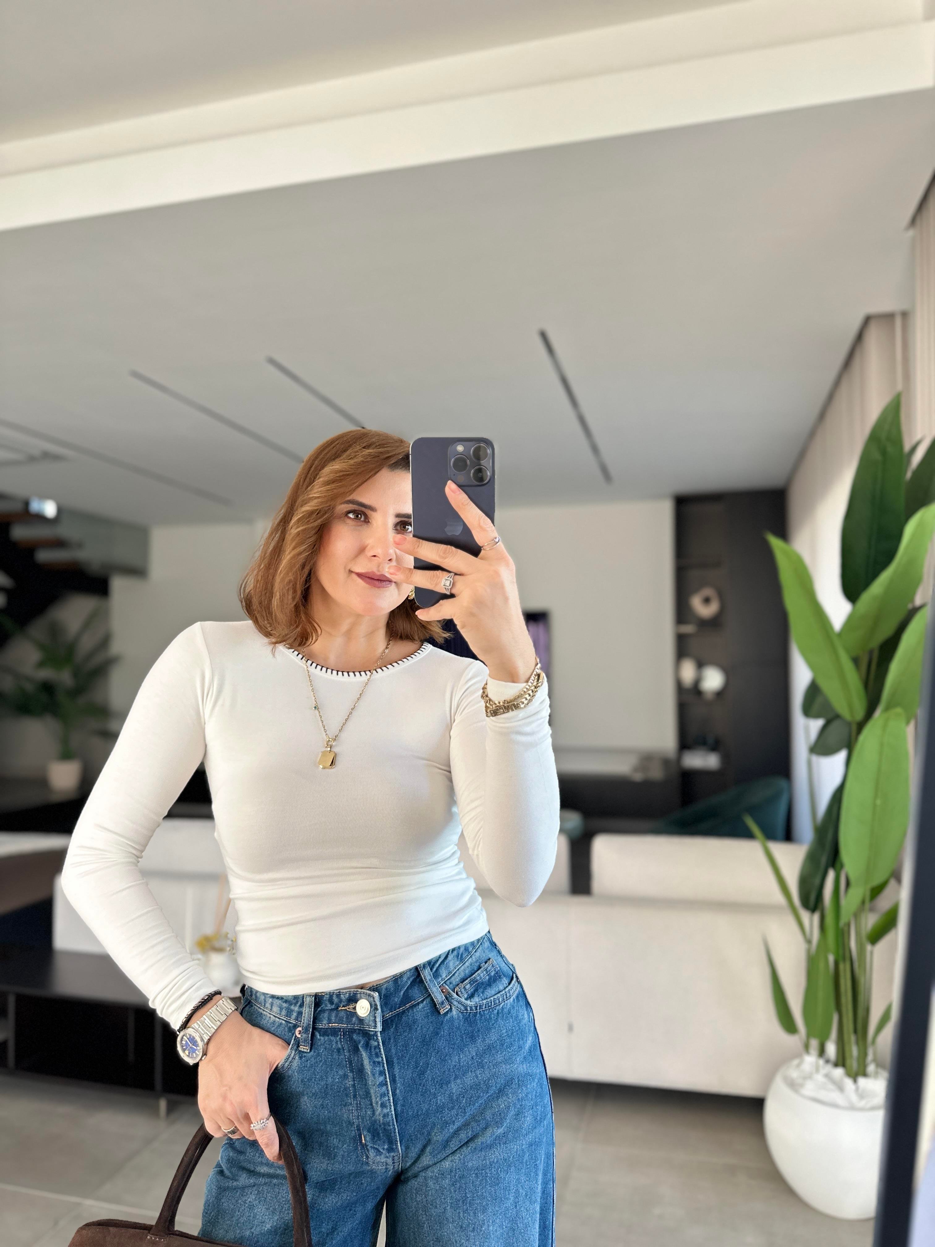 Beyaz Mas Dikişli Bluz