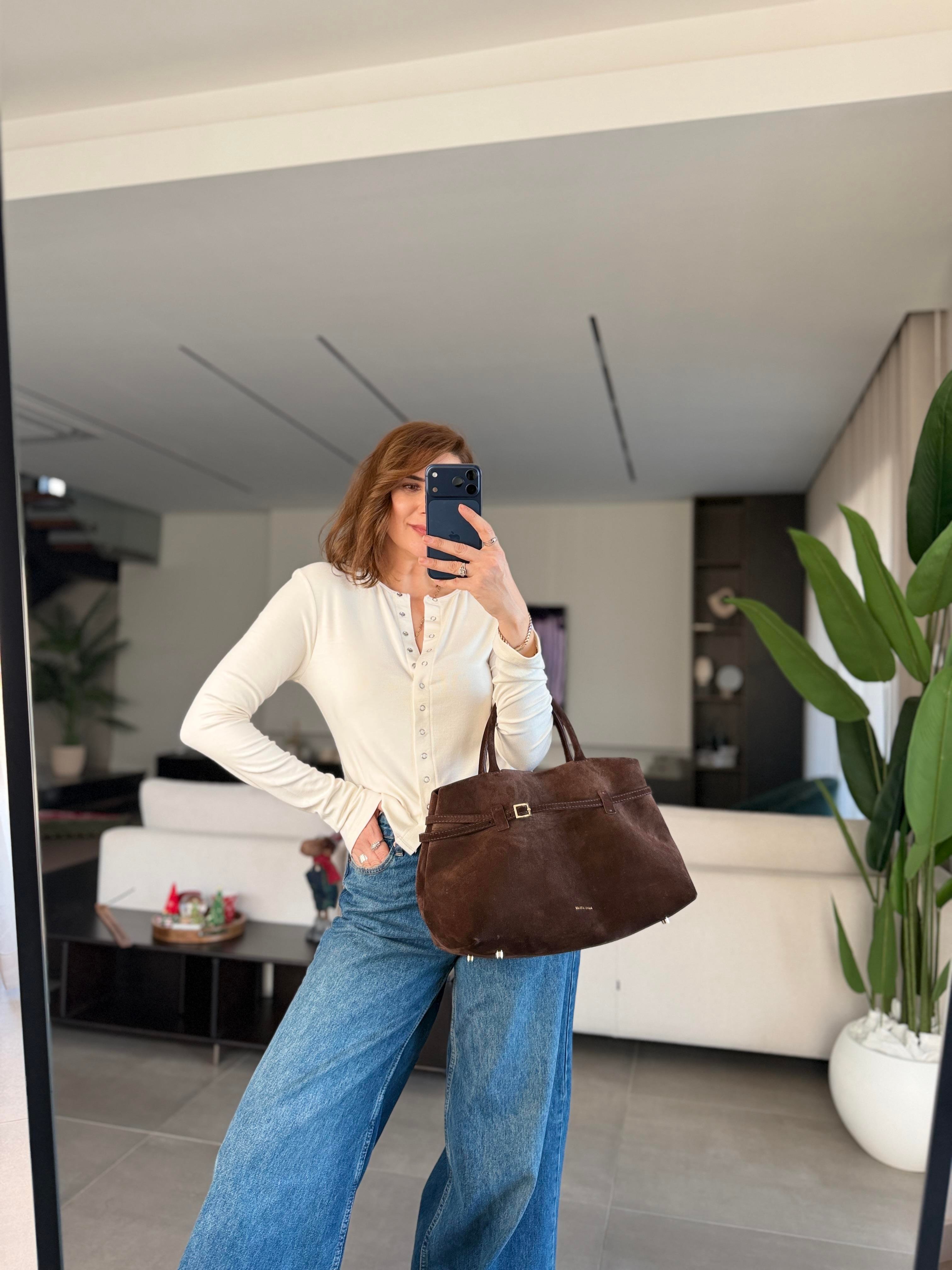 Beyaz Önü Çıtçıtlı Buzzy Bluz