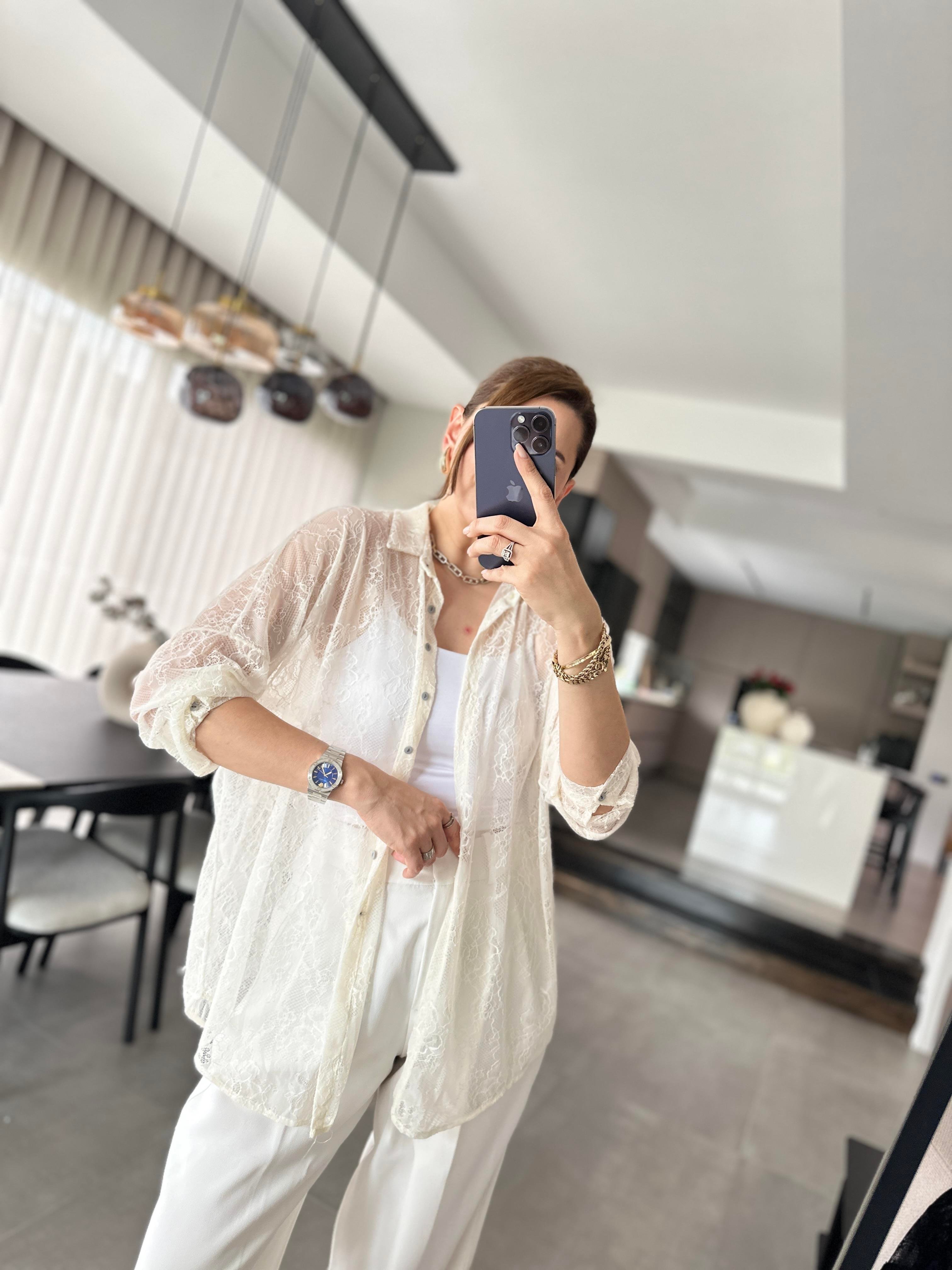 Beyaz Romantik Dantel Gömlek