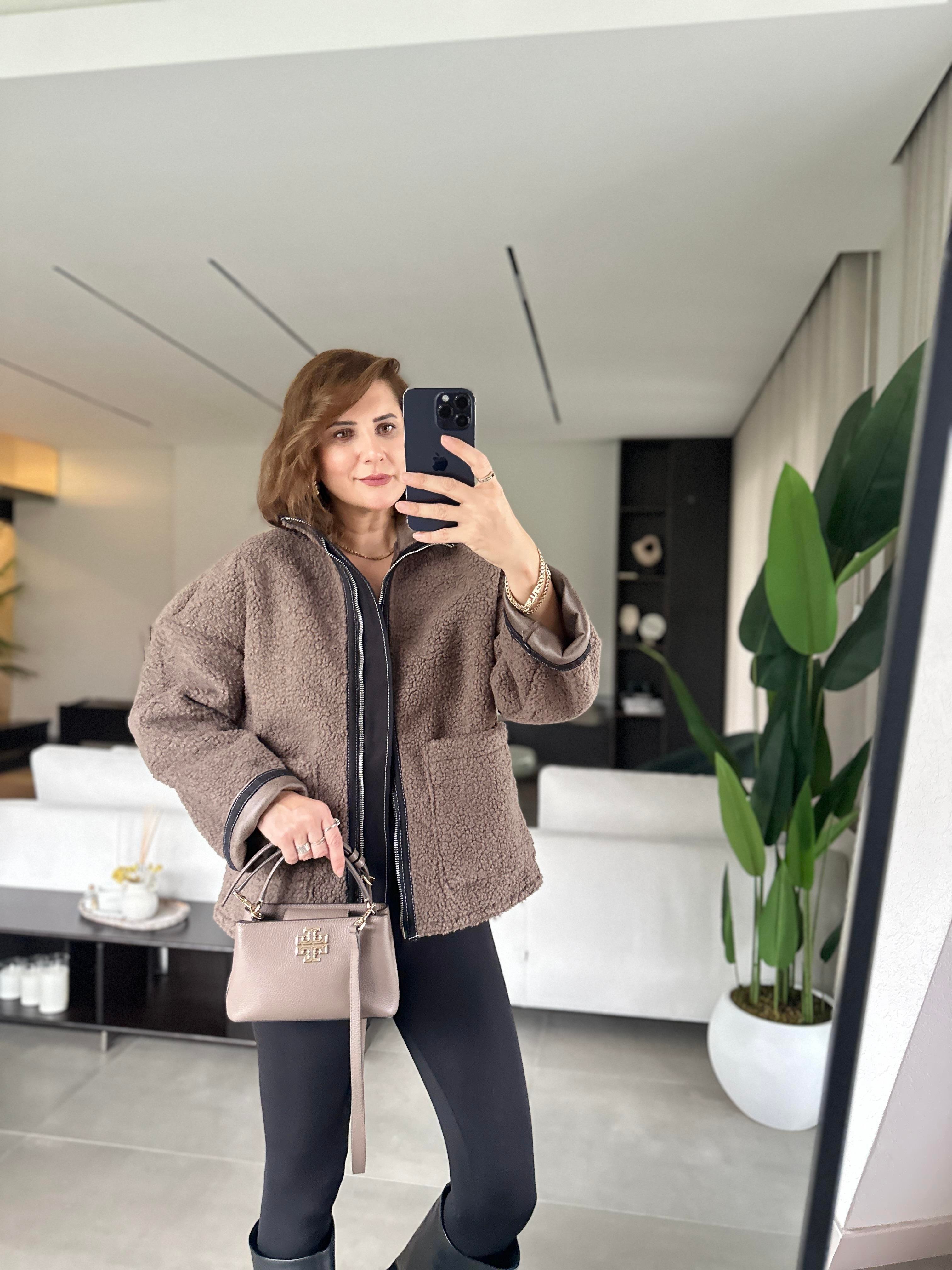 Biyeli Peluş Mont