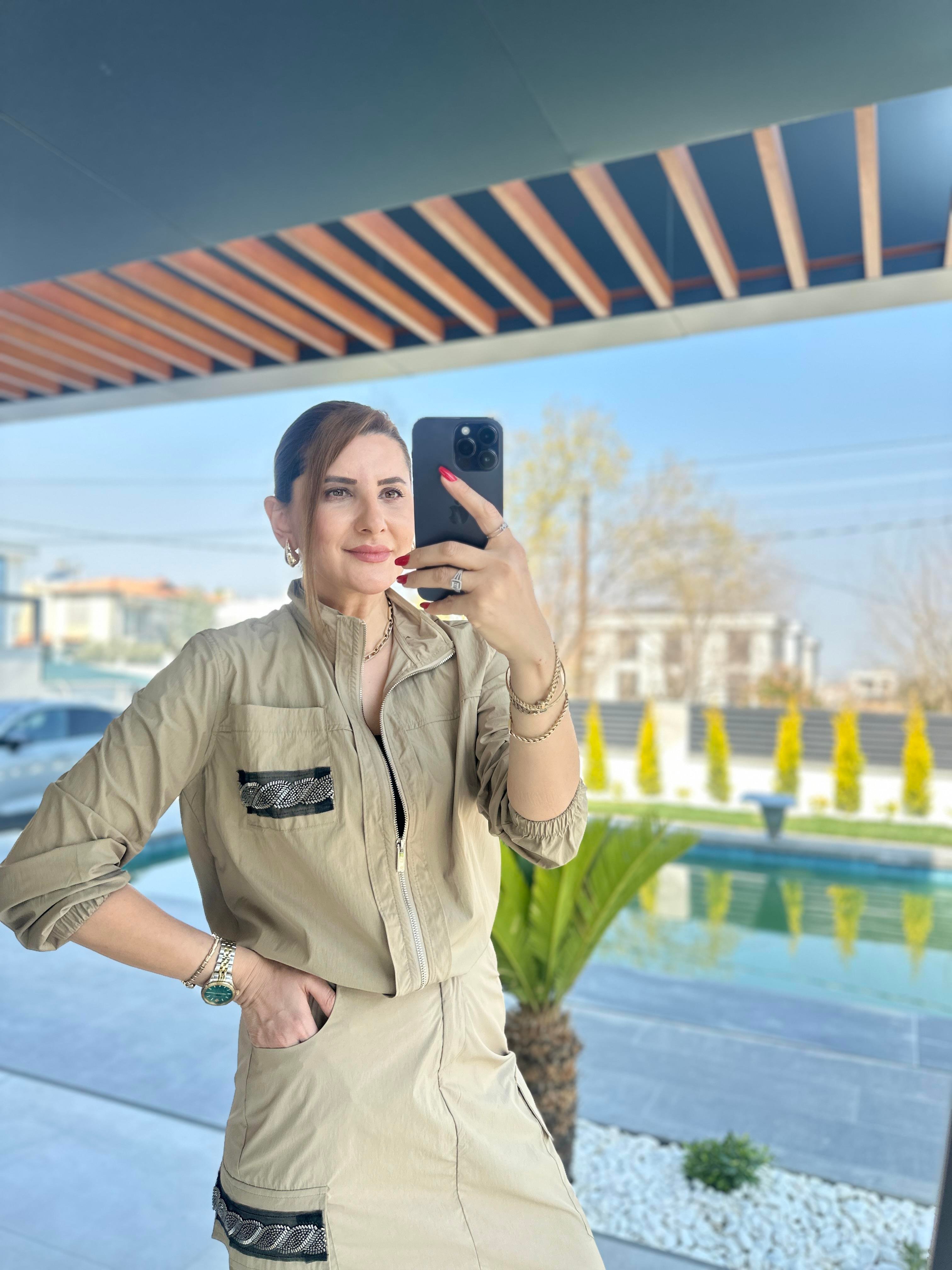 Boncuk İşleme Detaylı Etekli Takım