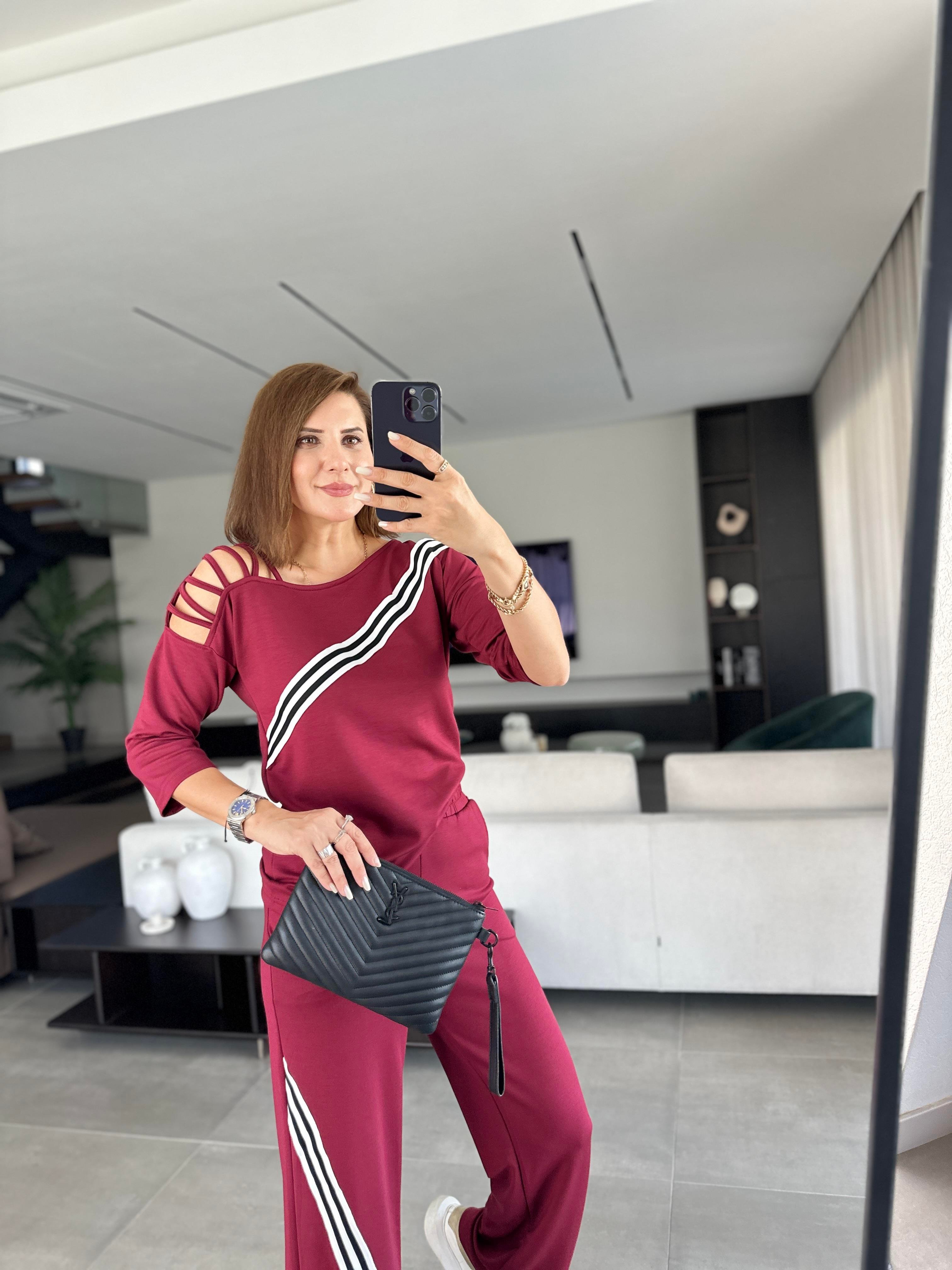 Bordo Çarpraz Çizgi Detaylı Takım