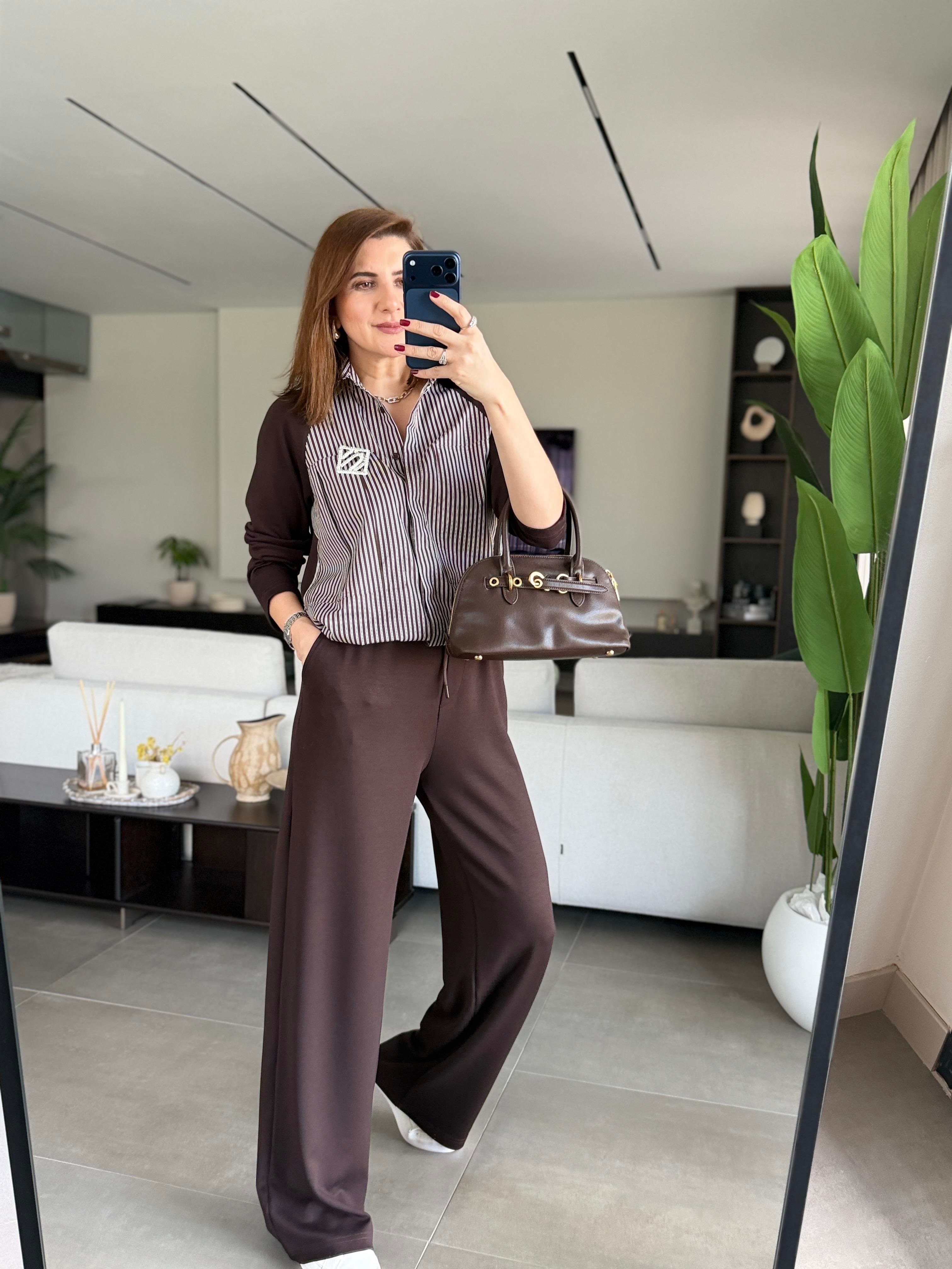 Broş Detaylı Çizgili Takım