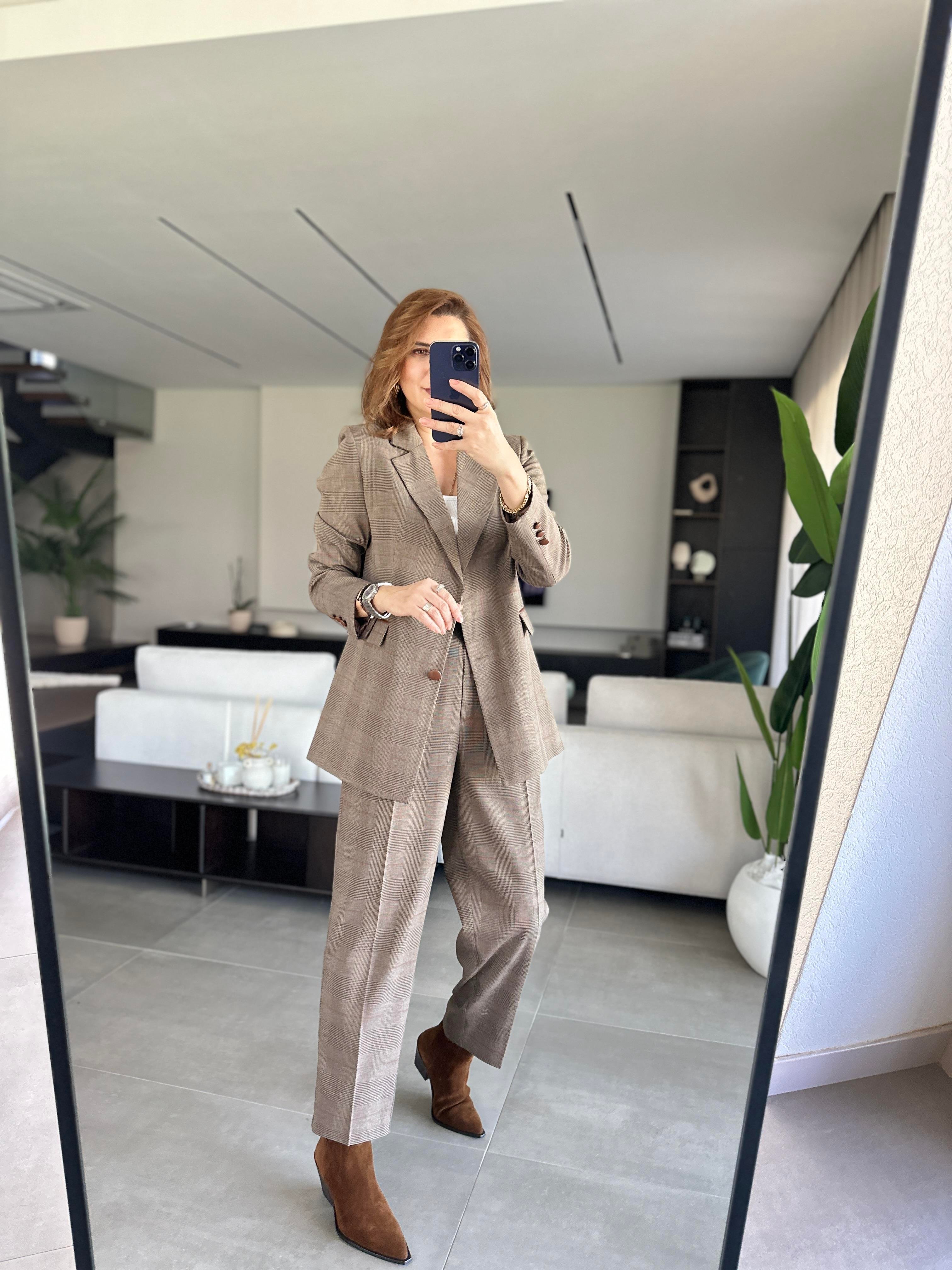 Cep Deri Detaylı Ekoseli Blazer Takım