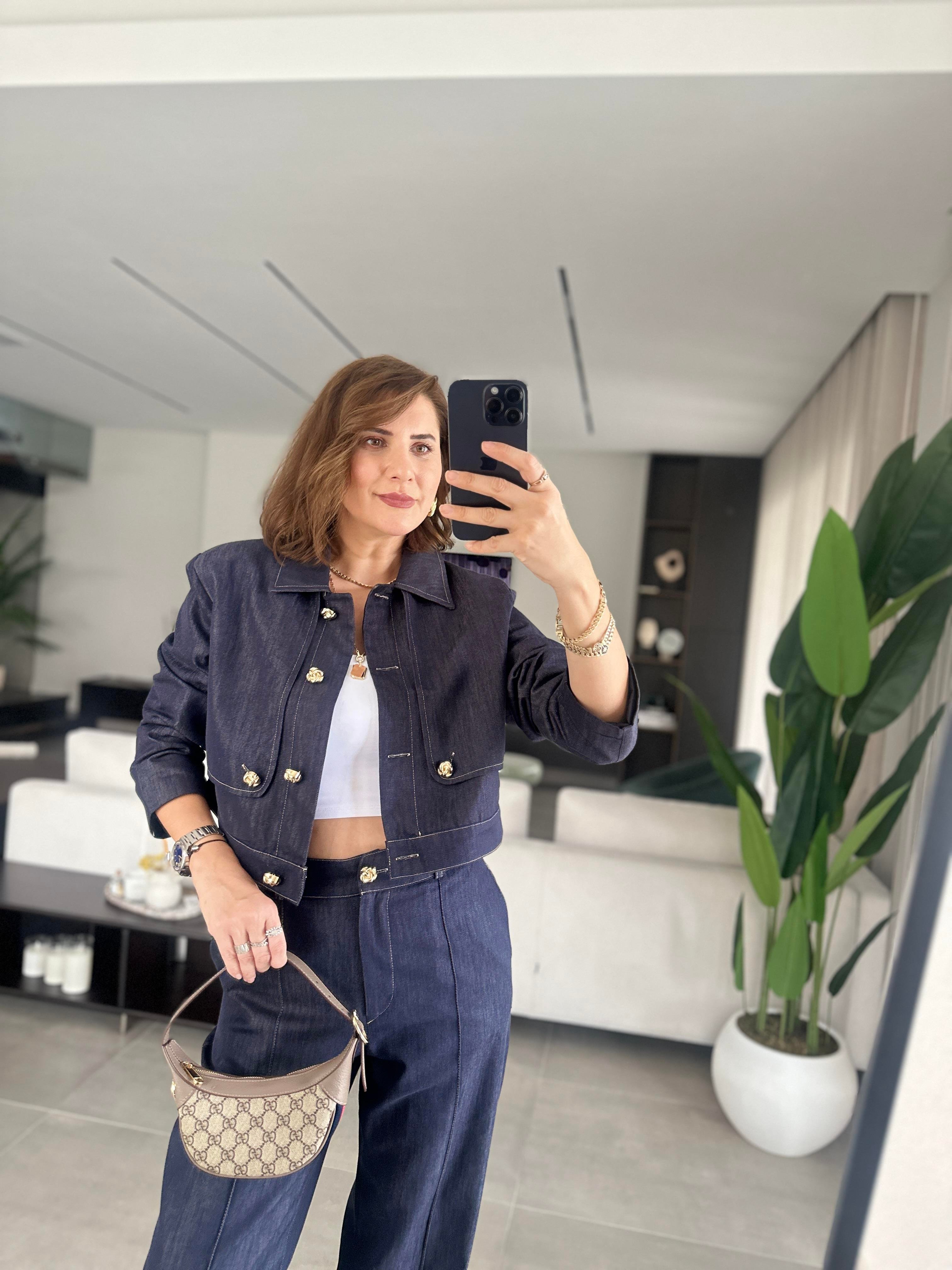 Çiçekli Gold Düğme Takım