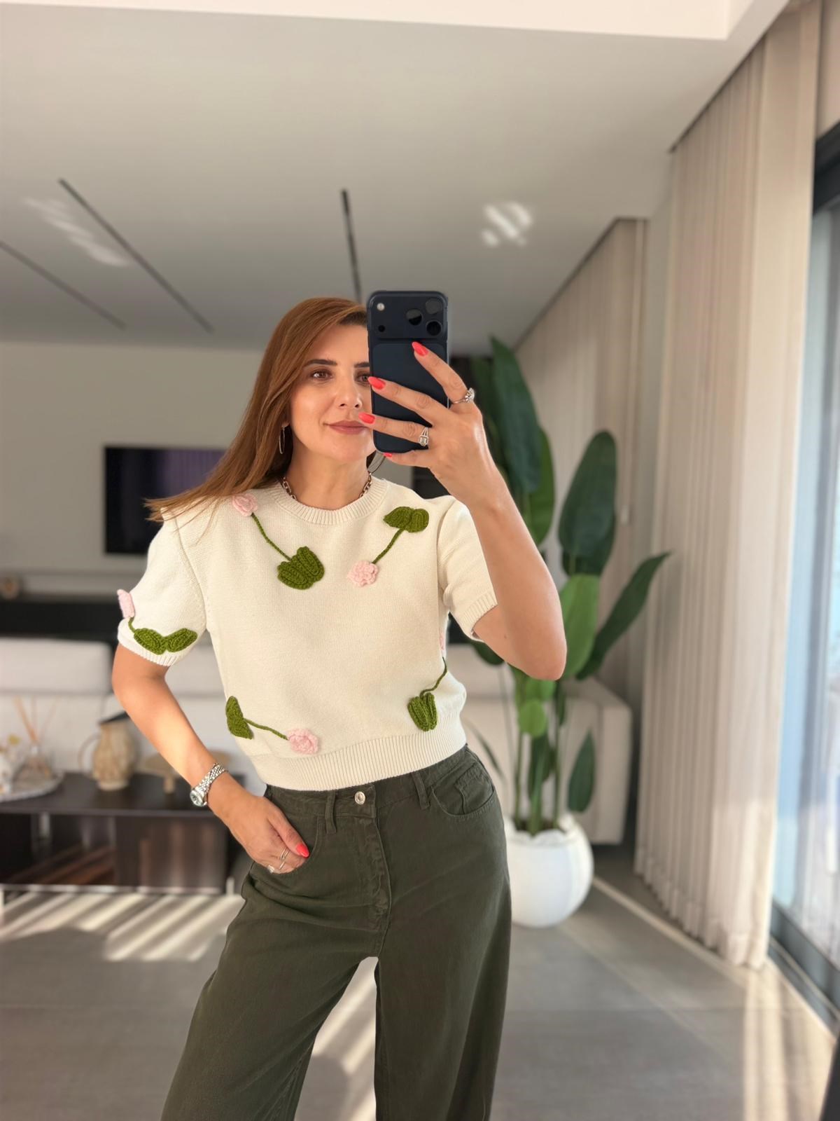 Çiçekli Yarım Kol Triko
