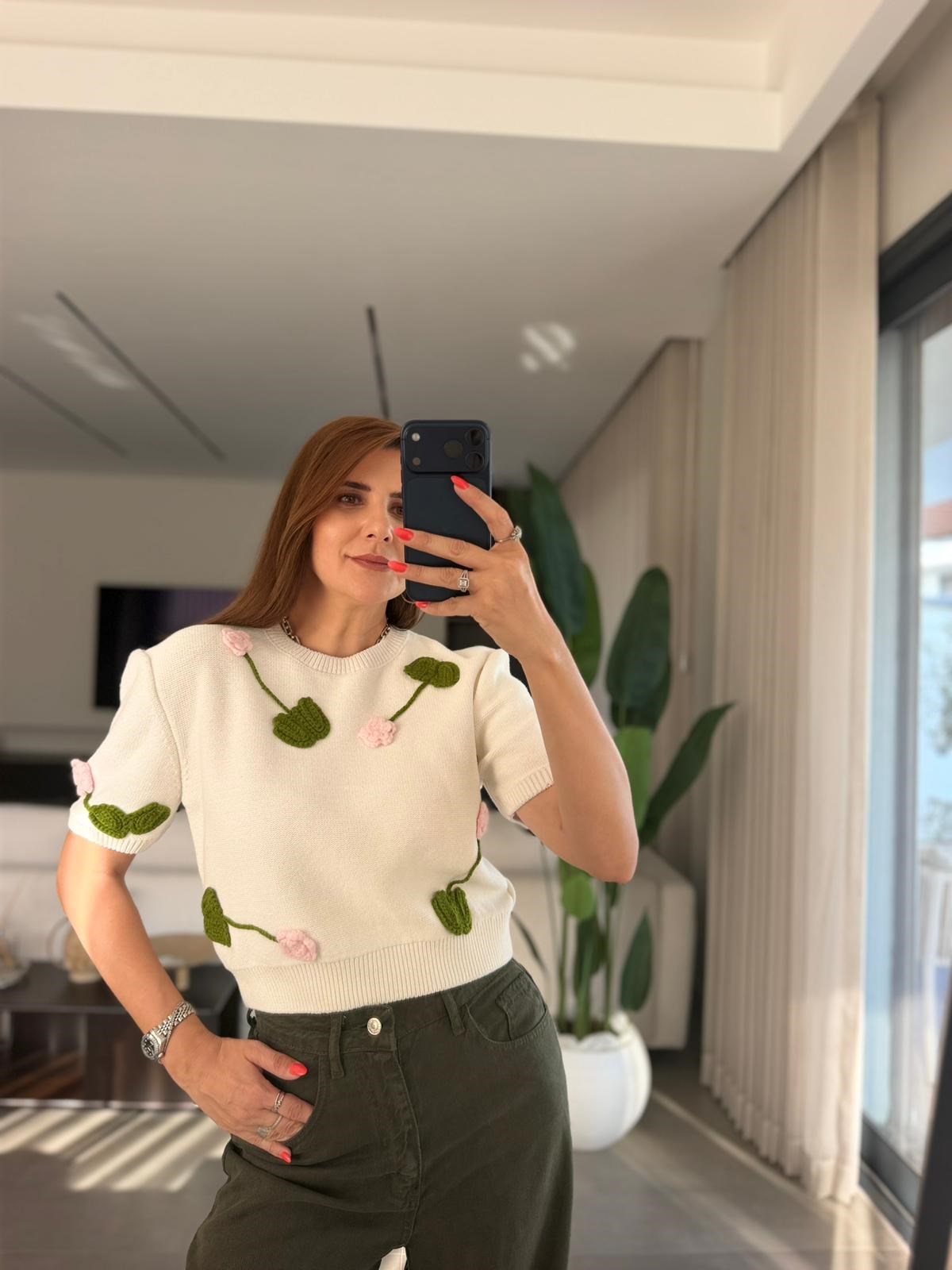 Çiçekli Yarım Kol Triko