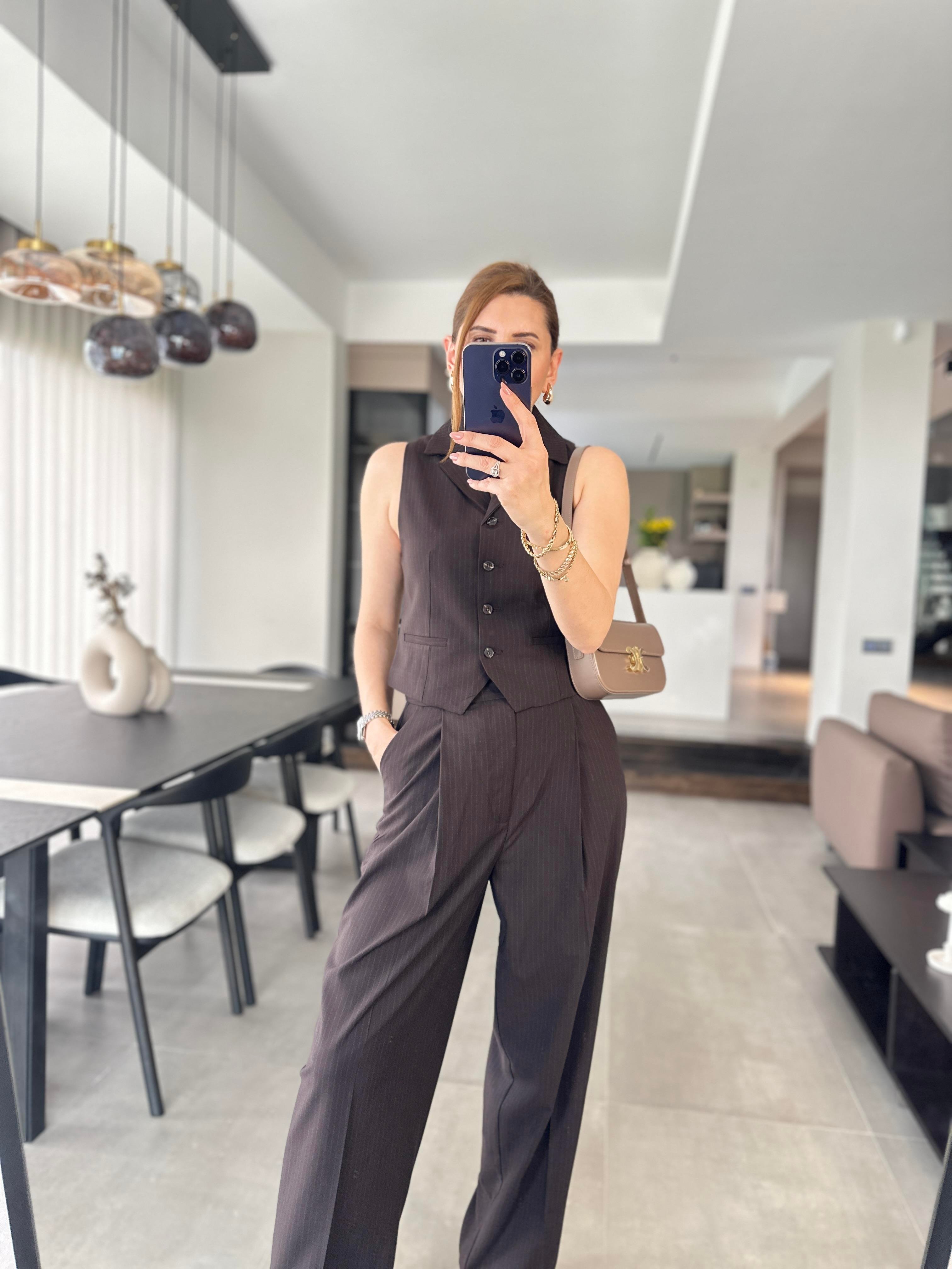 Çizgili Cep Görünümlü Yelek Takım