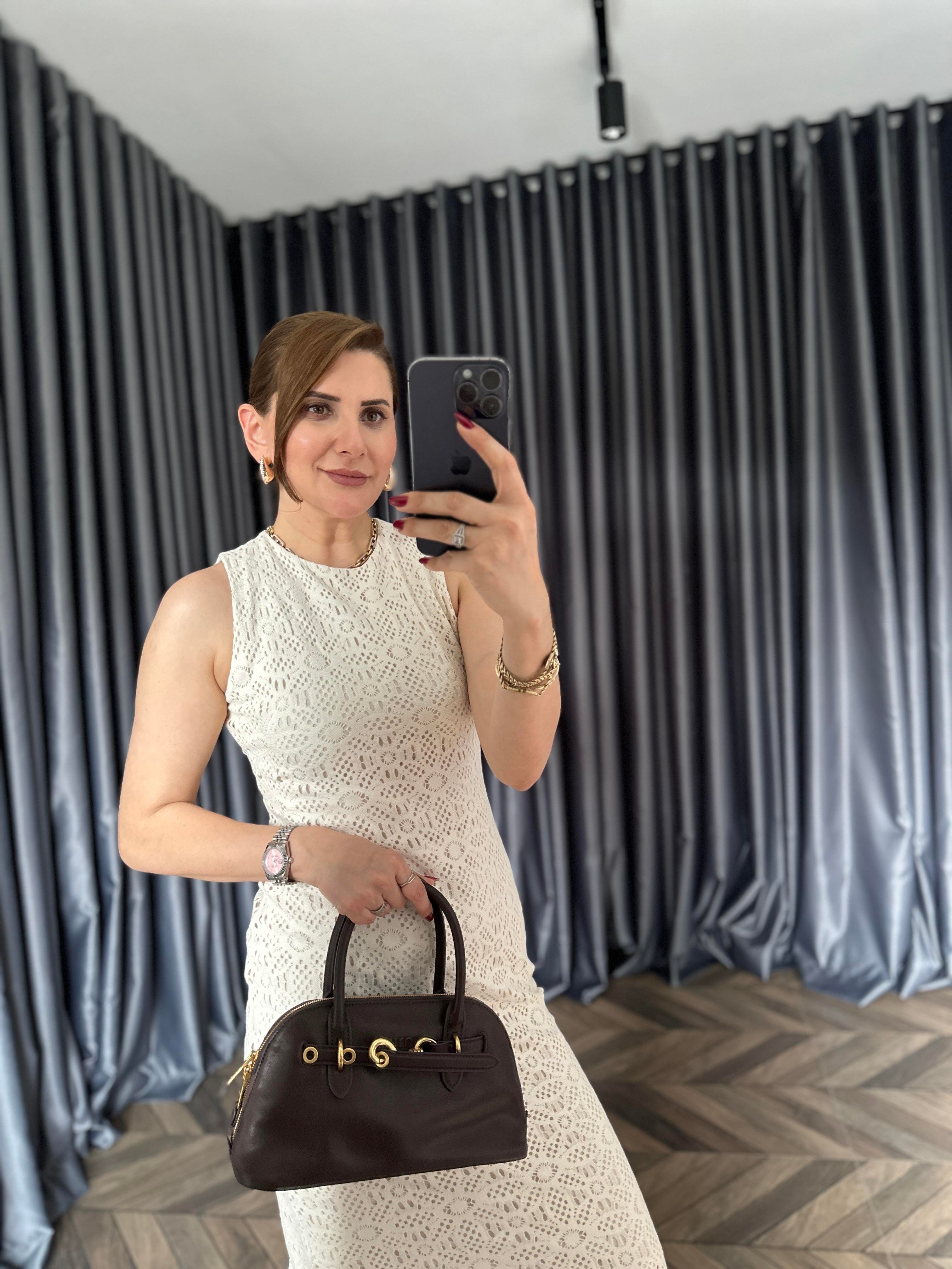 Dantel Kolsuz Elbise