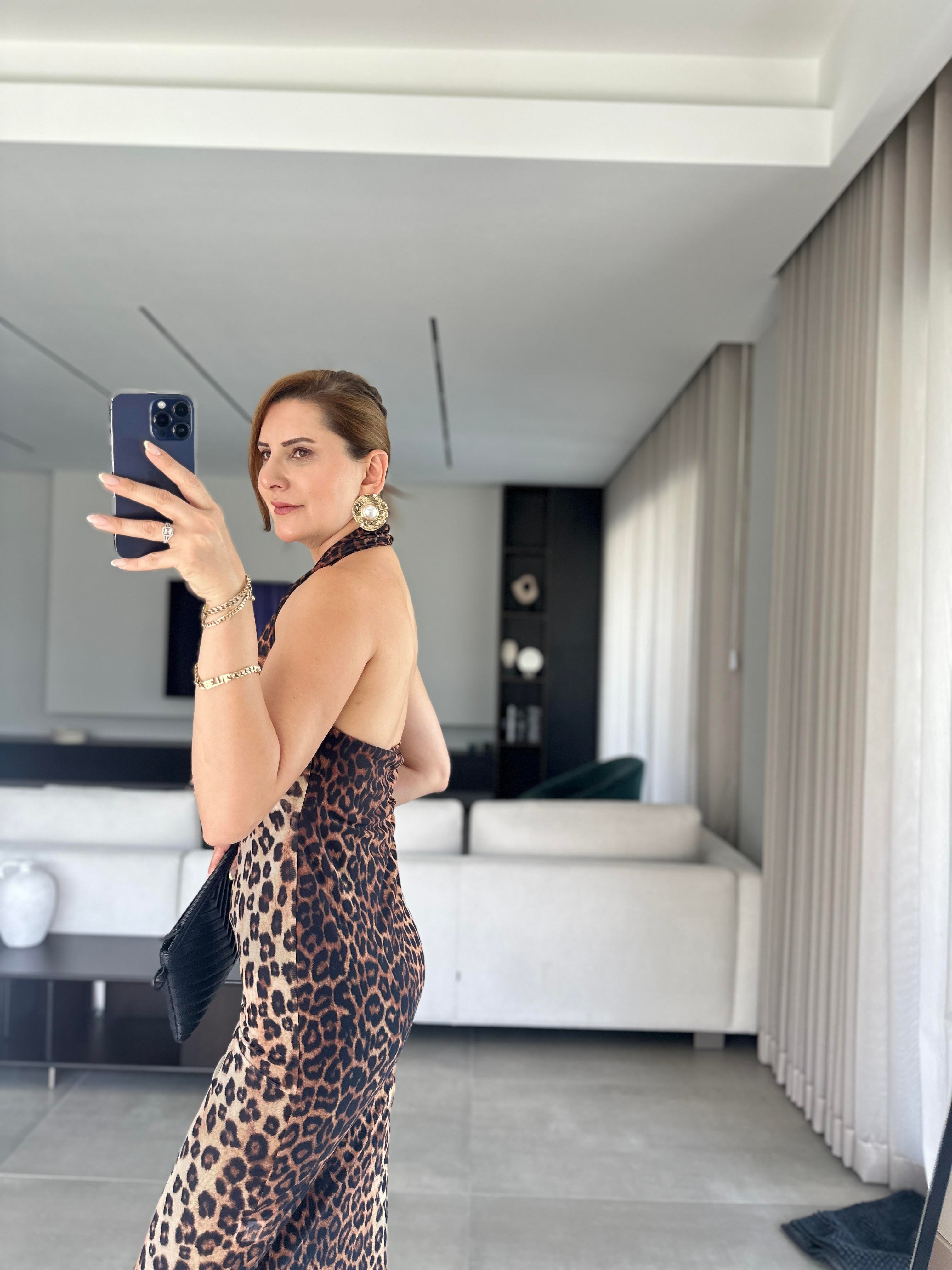 Degaje Yaka Boyun Detaylı Leopar Elbise