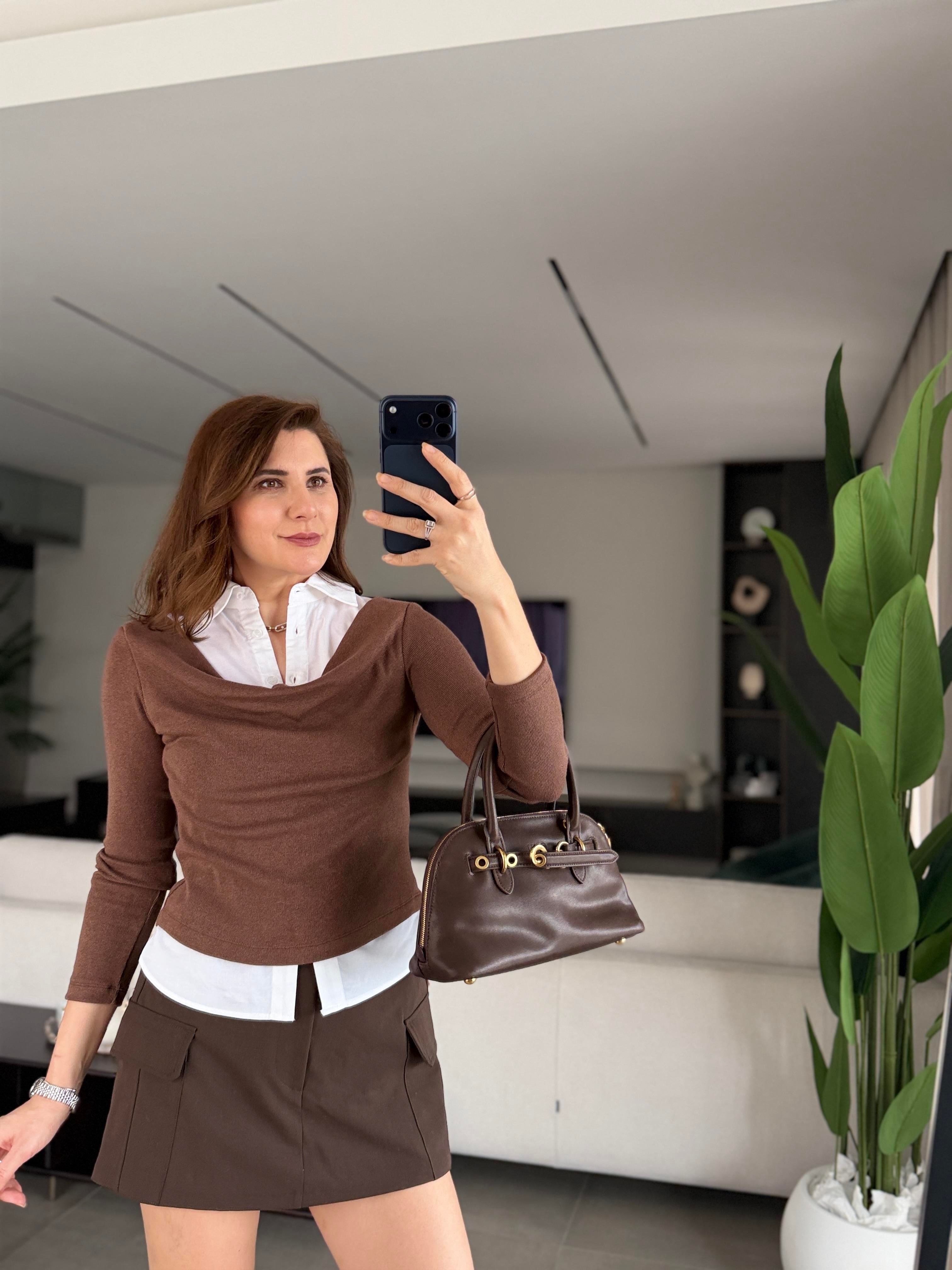 Degaje Yaka Gömlek Detaylı Örme Bluz