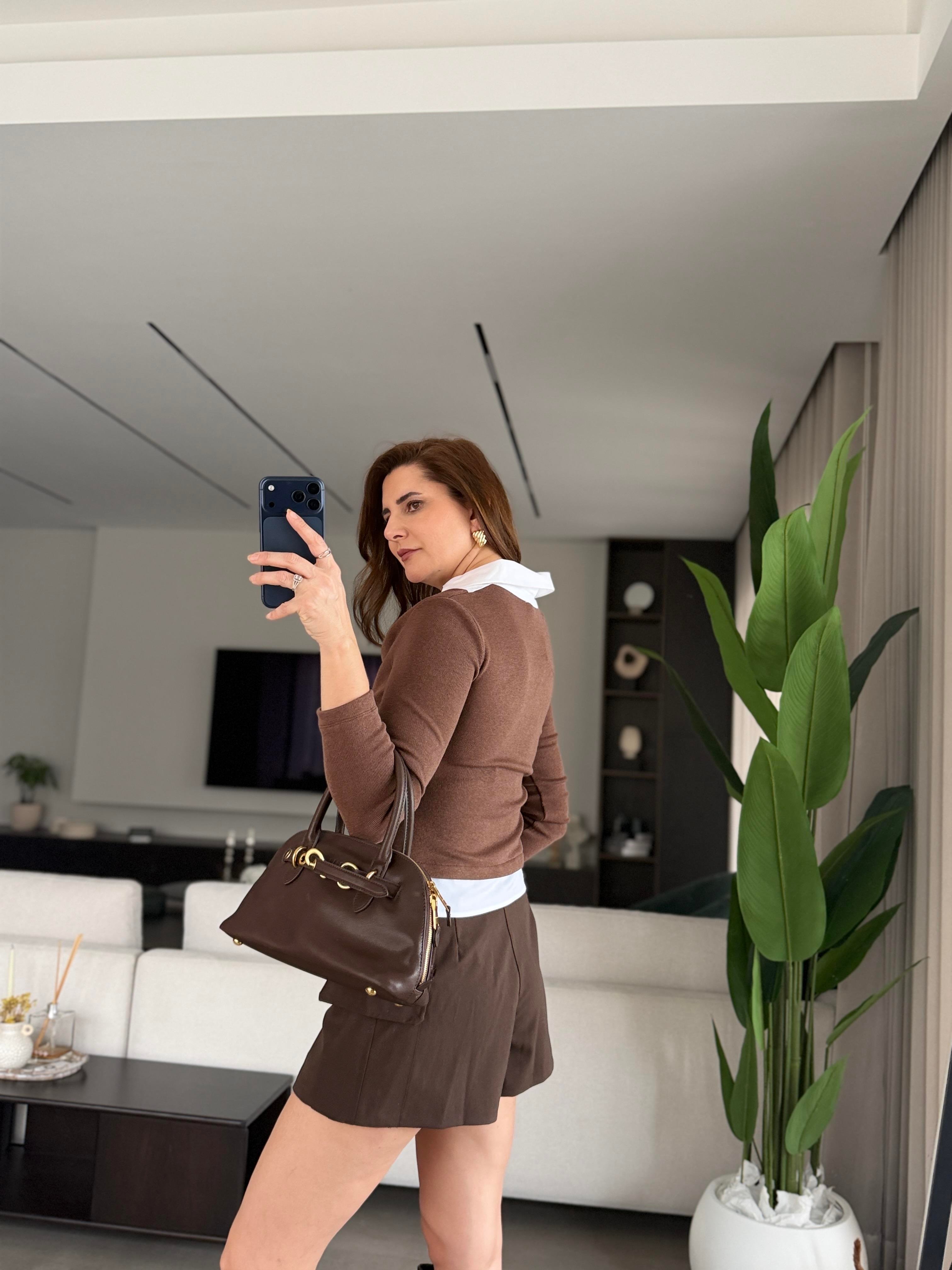 Degaje Yaka Gömlek Detaylı Örme Bluz